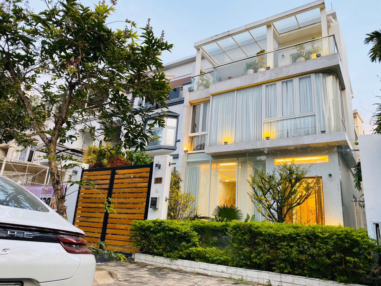 CẦN BÁN GẤP BIỆT MỸ THÁI - PHÚ MỸ HƯNG QUẬN 7