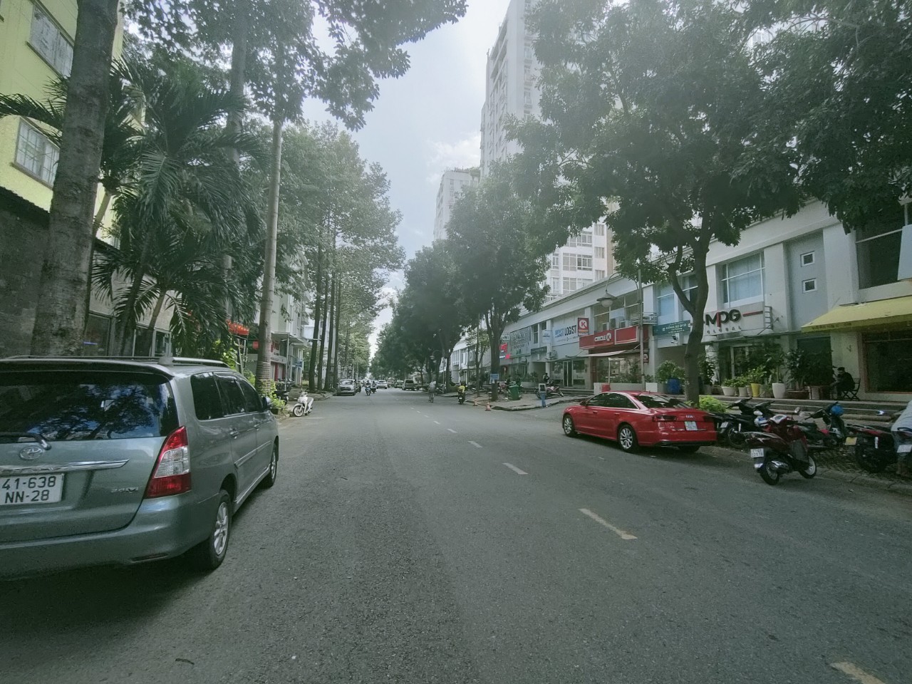 Bán Cho Thuê Shop Sky Garden 3 Mặt Tiền Phạm Văn Nghị Q7