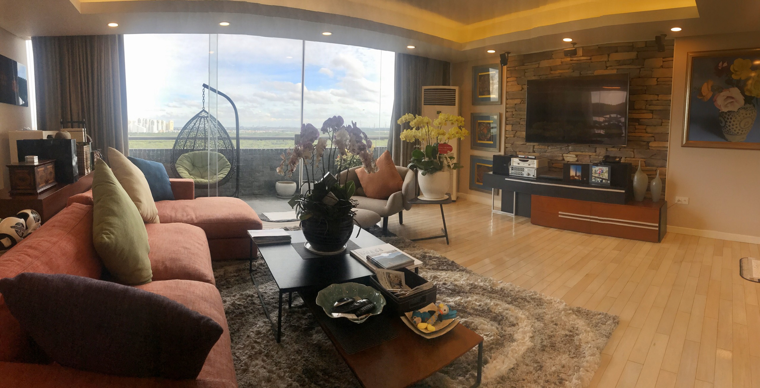 Chính Chủ Cần Bán Gấp Pent House Garden Court PMH, P Tân Phong, Quận 7