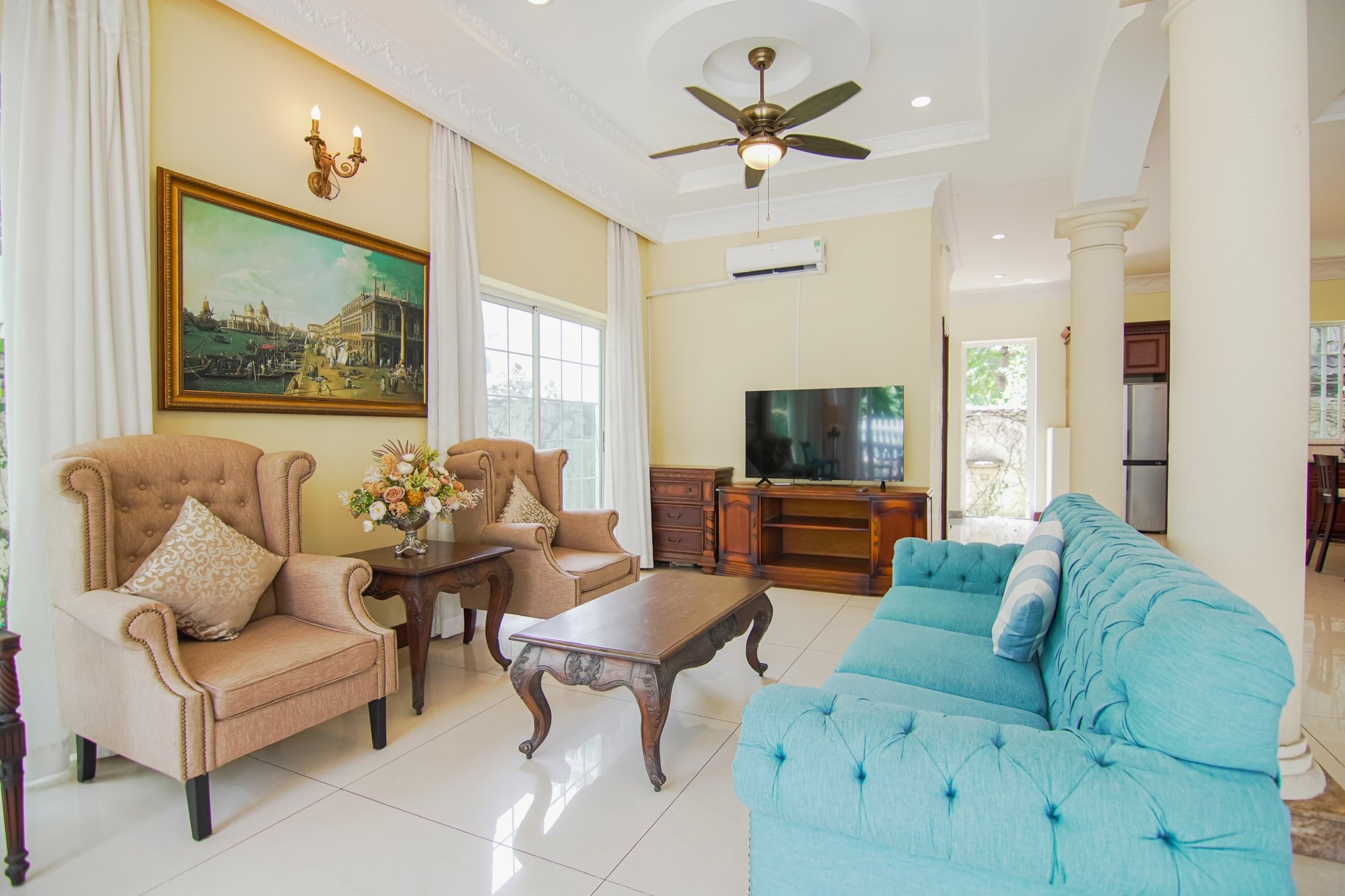 Single villa for rent in Nam Quang, Phu My Hung, District 7, corner unit with swimming pool, quiet a