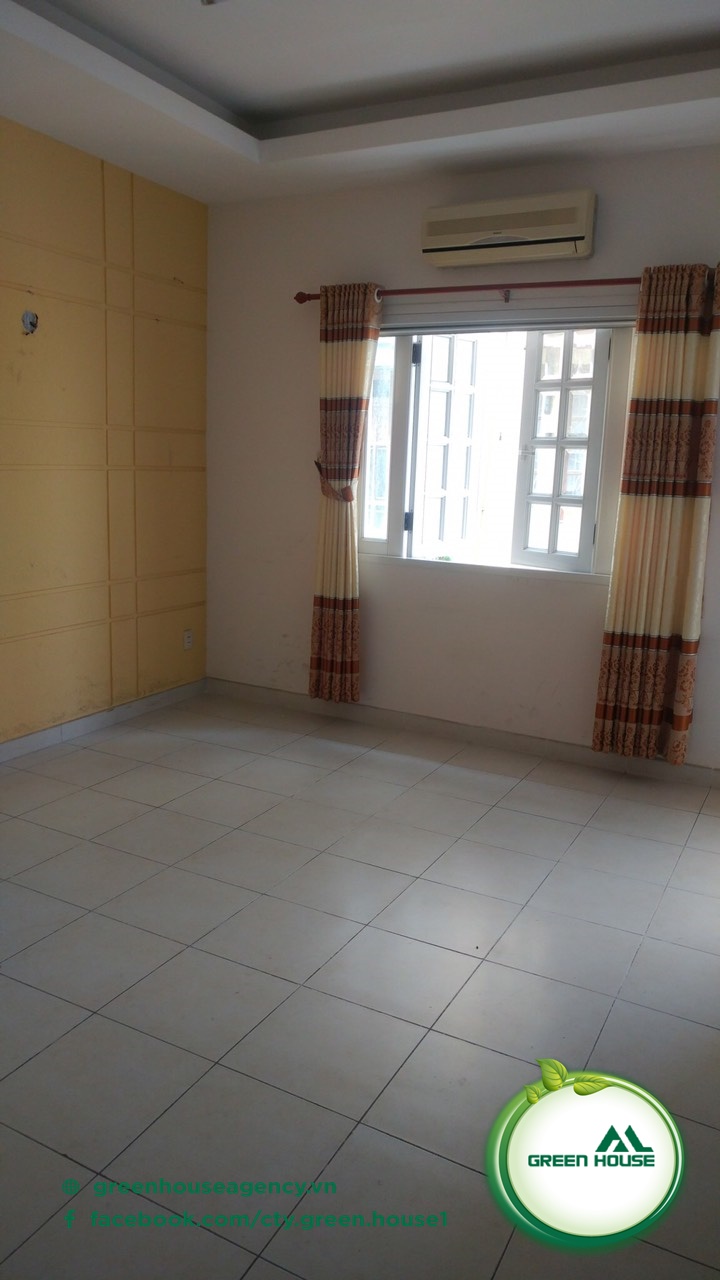 My Toan Townhouse In Phu My Hung For Rent 2