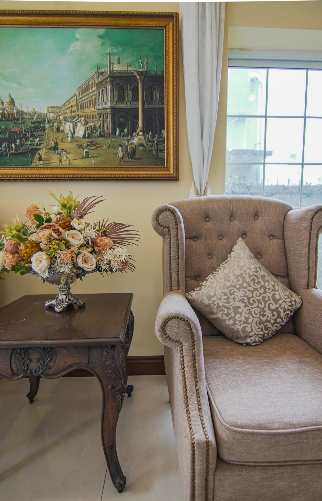 Single villa for rent in Nam Quang, Phu My Hung, District 7, corner unit with swimming pool, quiet a 16