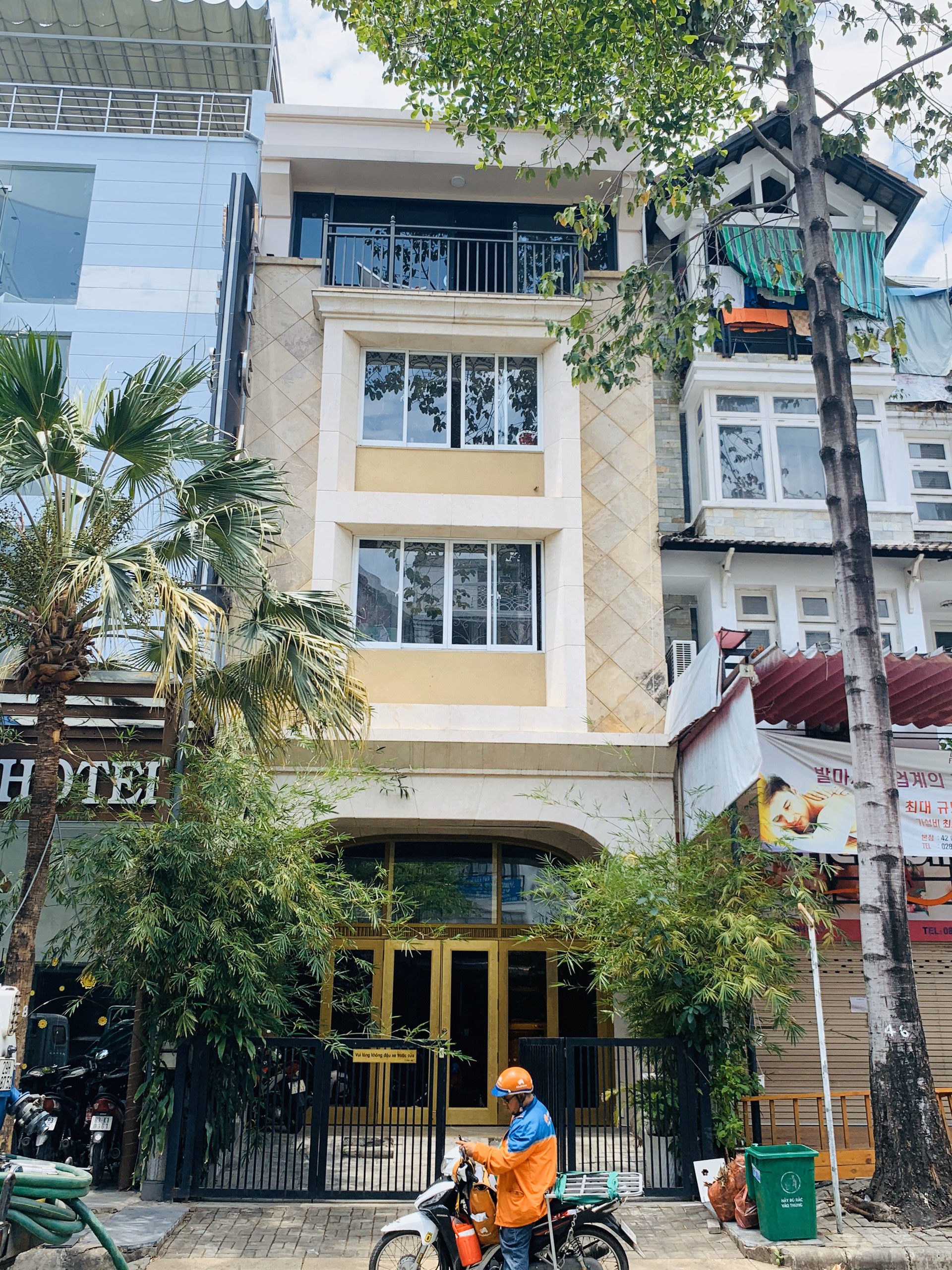 Cần bán nhà phố Hưng Gia Phú Mỹ Hưng Quận 7 3