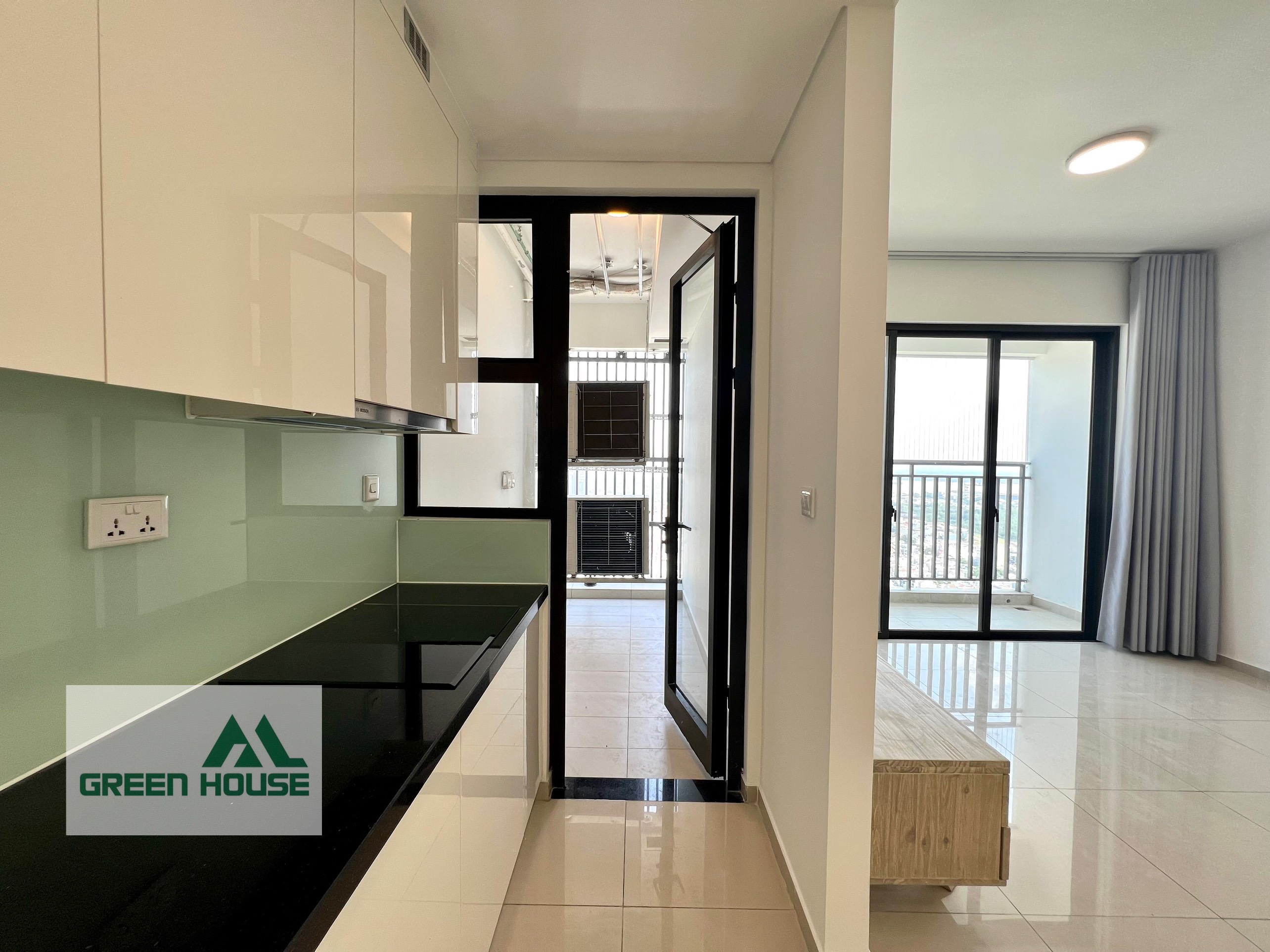 Apartment for rent The View Riviera Point in District 7 6