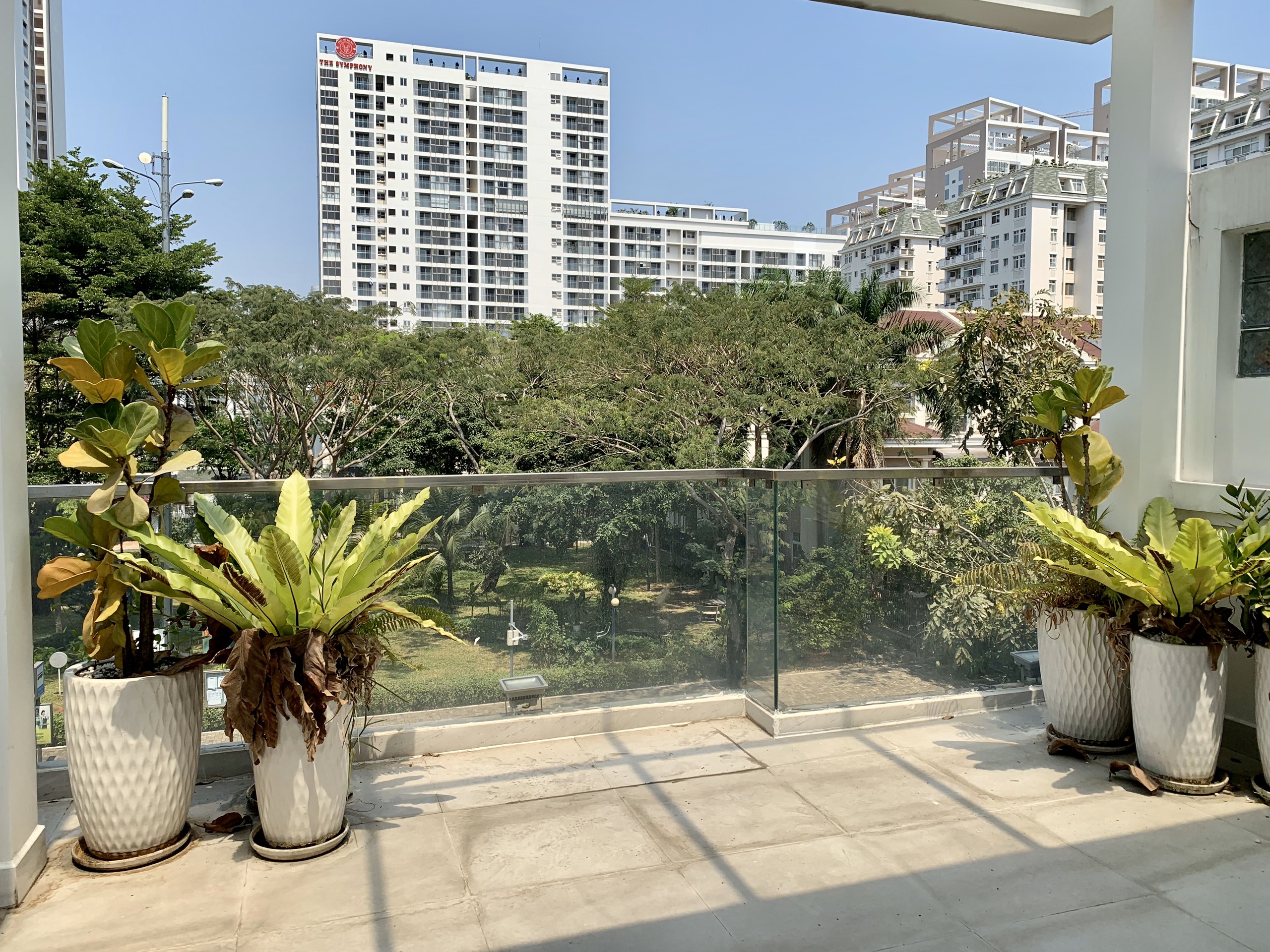 CẦN BÁN GẤP BIỆT MỸ THÁI - PHÚ MỸ HƯNG QUẬN 7 7