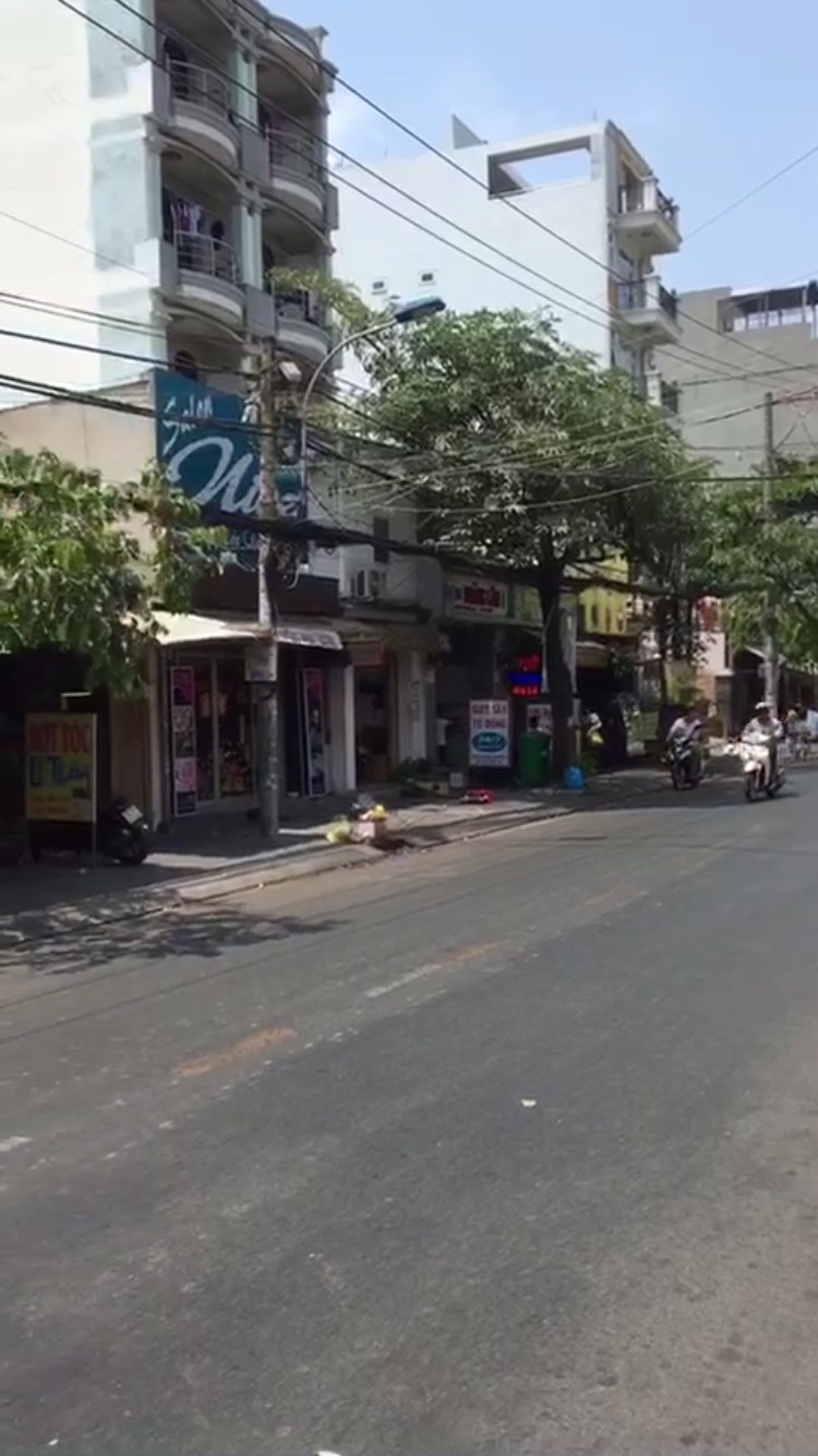 CẦN BÁN NHÀ ĐƯỜNG LÝ PHỤC MAN- PHƯỜNG BÌNH THUẬN- QUẬN 7