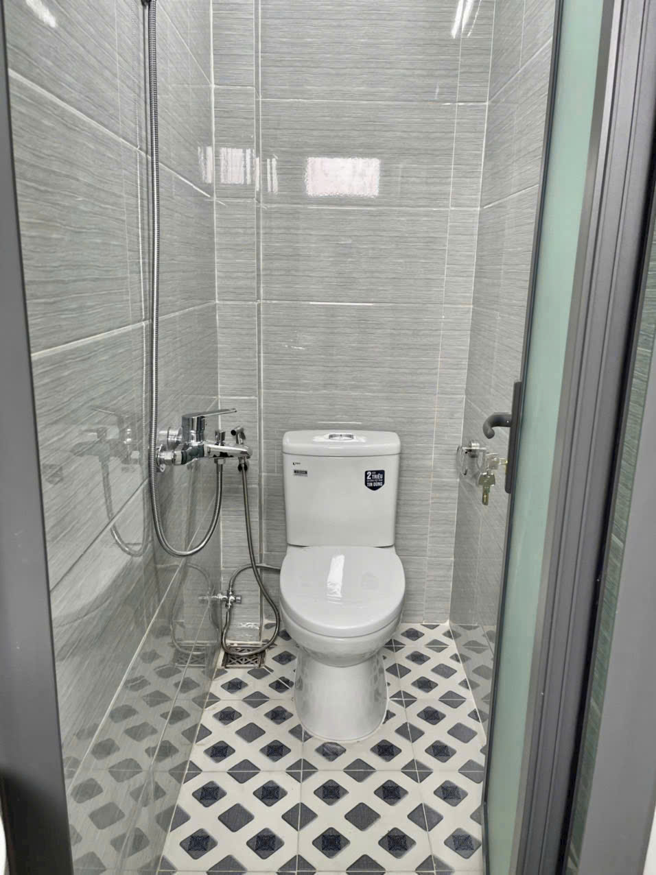 Bán nhà chợ Phạm Thế Hiển, Phường 4, Quận 8 có 2 tầng, 2 phòng ngủ, sổ hồng 5