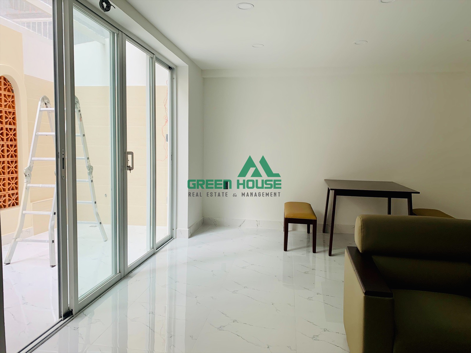 Cấn Bán Gấp Nhà Phố Hưng Gia Quận 7 14