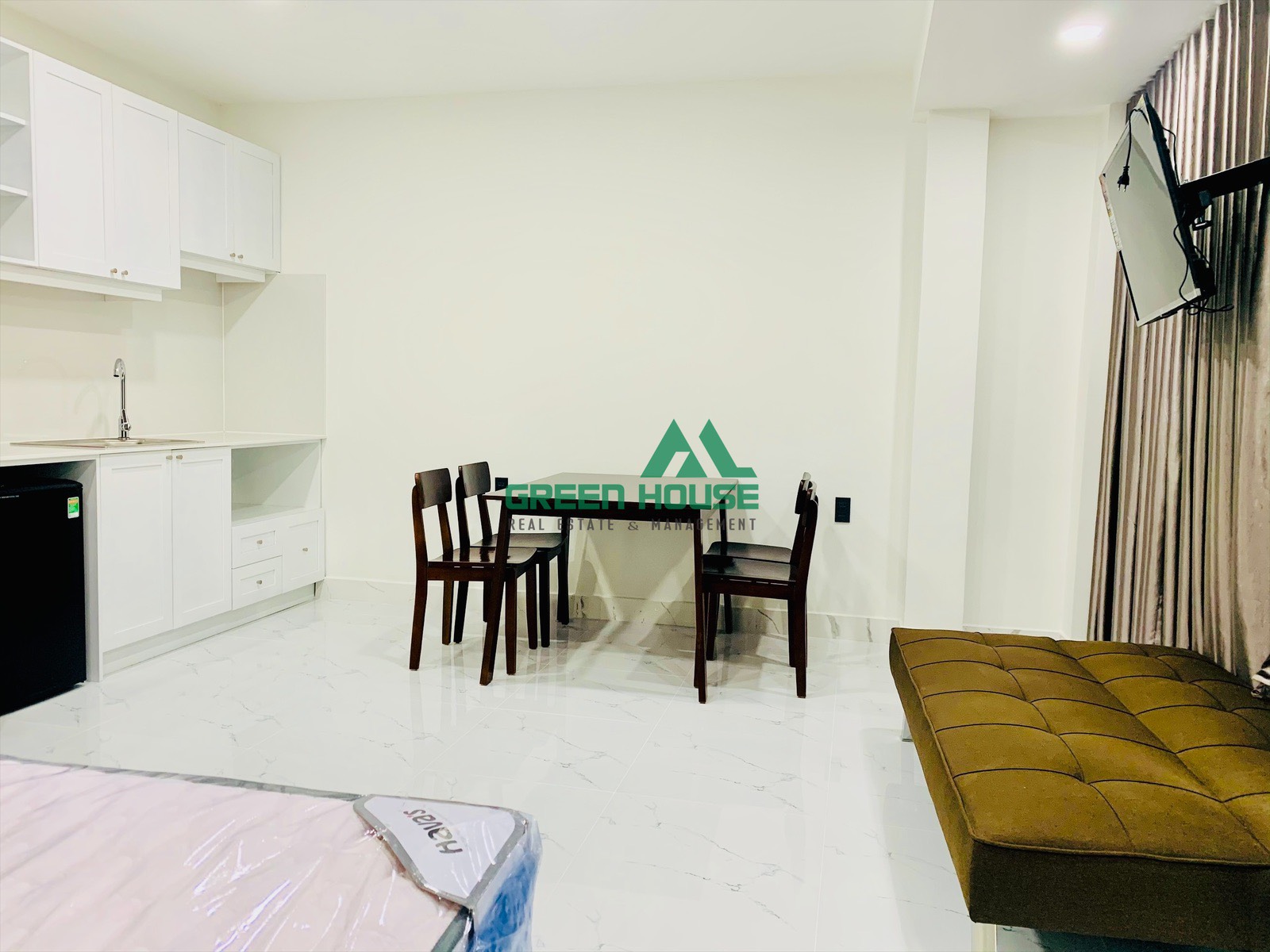 Cấn Bán Gấp Nhà Phố Hưng Gia Quận 7 7