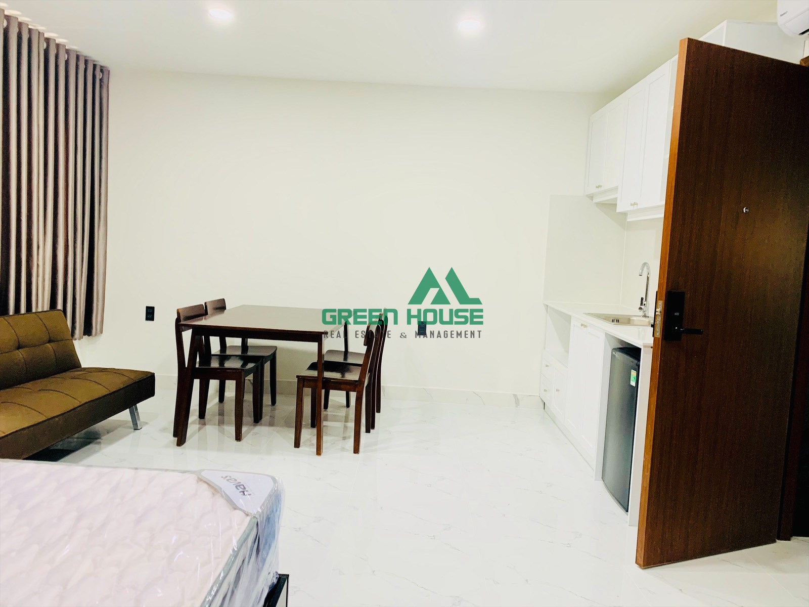 Cấn Bán Gấp Nhà Phố Hưng Gia Quận 7 6