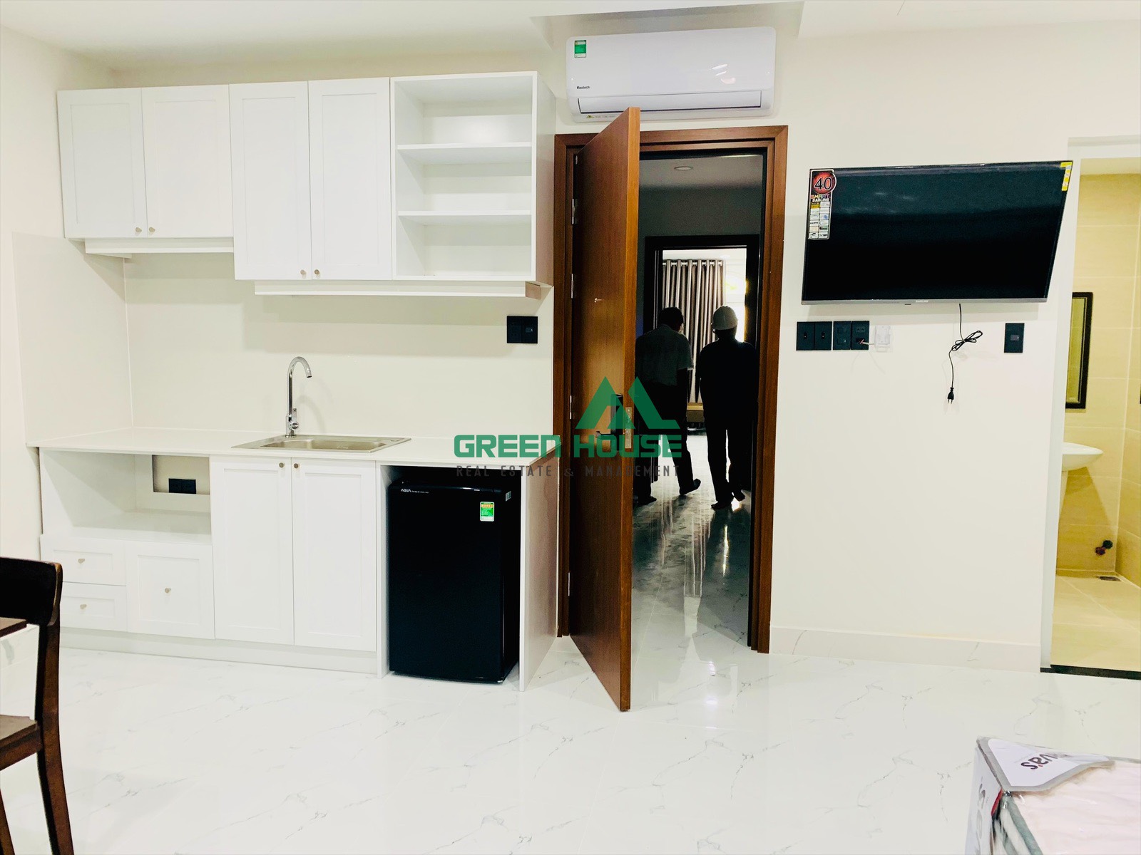 Cấn Bán Gấp Nhà Phố Hưng Gia Quận 7 1