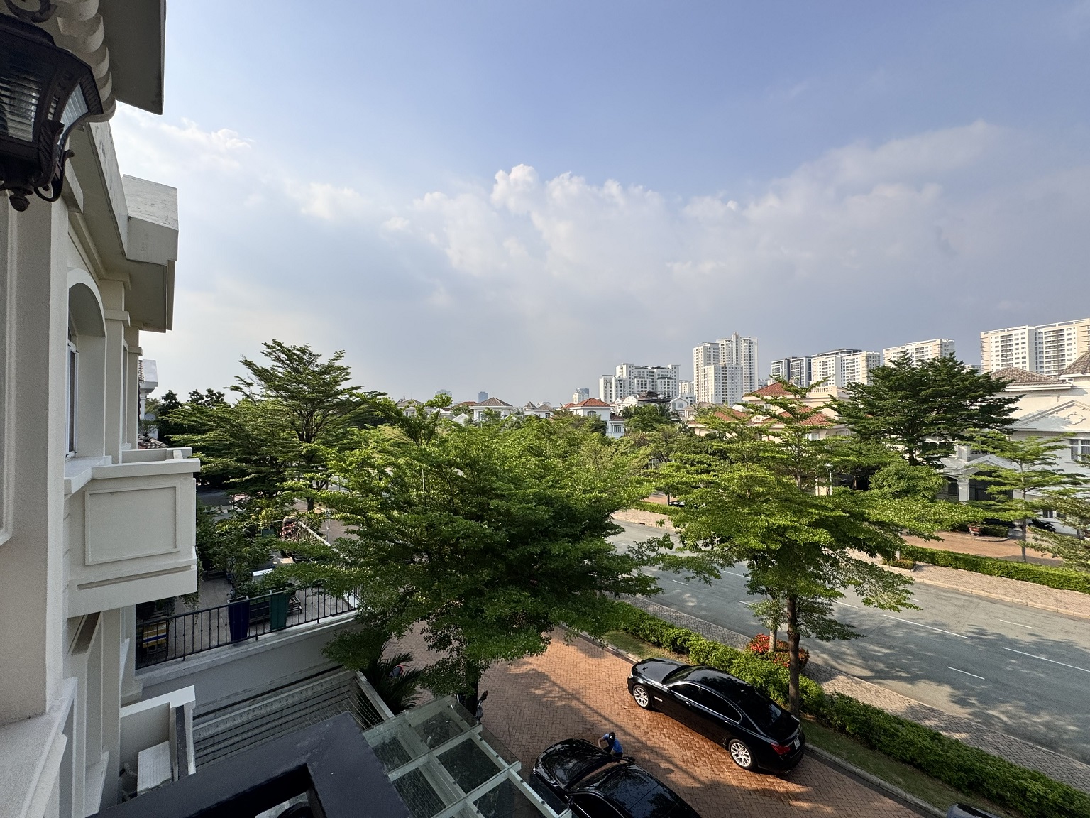 Cho thuê biệt thự Chateau Phú Mỹ Hưng, Quận 7 xây 2 lầu thiết kế 4 phòng ngủ khu compound cao cấp 8