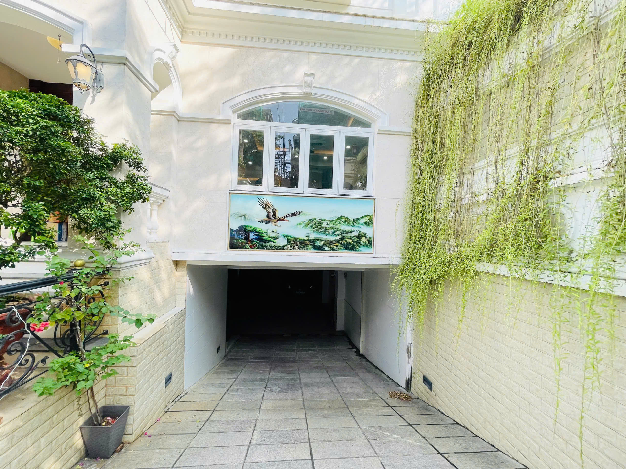 Cho thuê biệt thự khu Cityland Quận 7 xây 5 tầng có thang máy 3