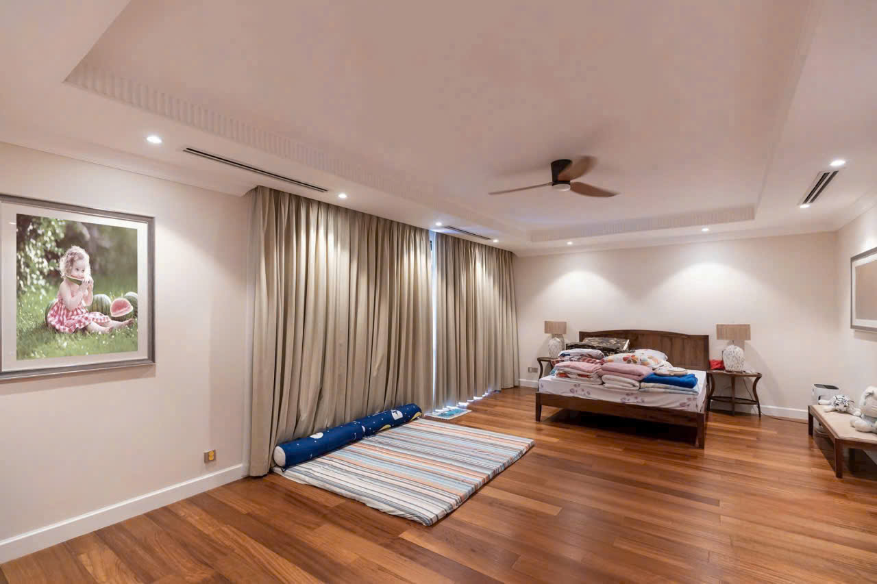 Bán hoặc cho thuê biệt thự đơn lập Chateau 4 Phú Mỹ Hưng, Quận 7 xây 5 tầng có hồ bơi – 580m2 4