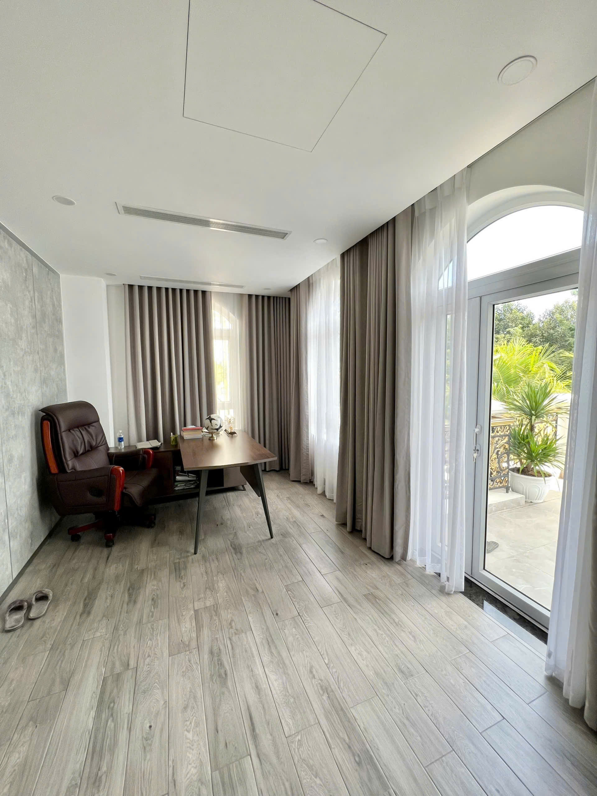 Cityland detached villa for sale in Tan My Ward, Ho Chi Minh City with 5 bedrooms with swimming pool – 400m2 2