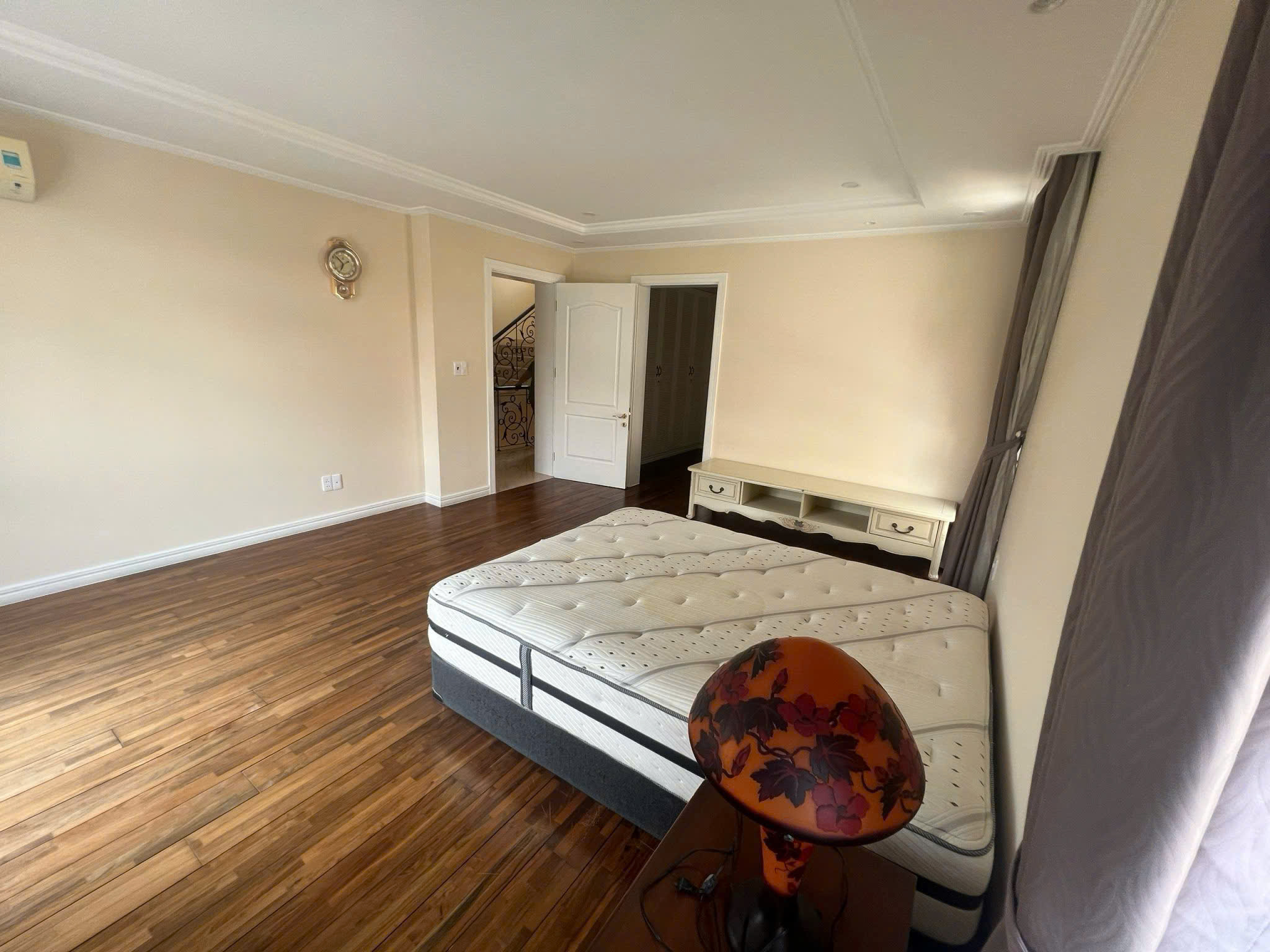 Detached villa for rent in Lam Thien Luc Dia Phu My Hung, District 7 corner apartment with 4 bedrooms – 360m2 1