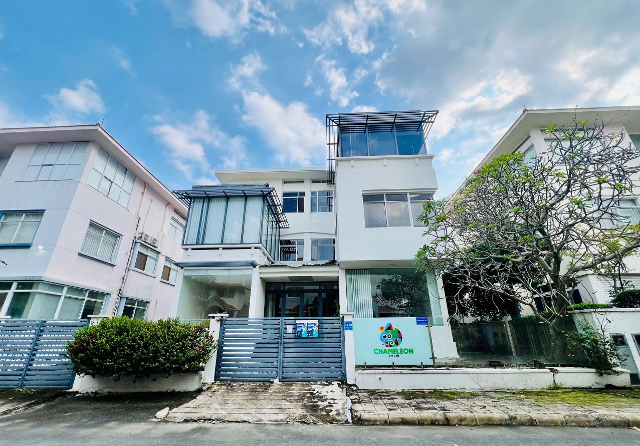 Cho thuê biệt thự đơn lập Mỹ Kim 2 Phú Mỹ Hưng, Quận 7 xây trệt + 2 lầu không nội thất – 314.5m2