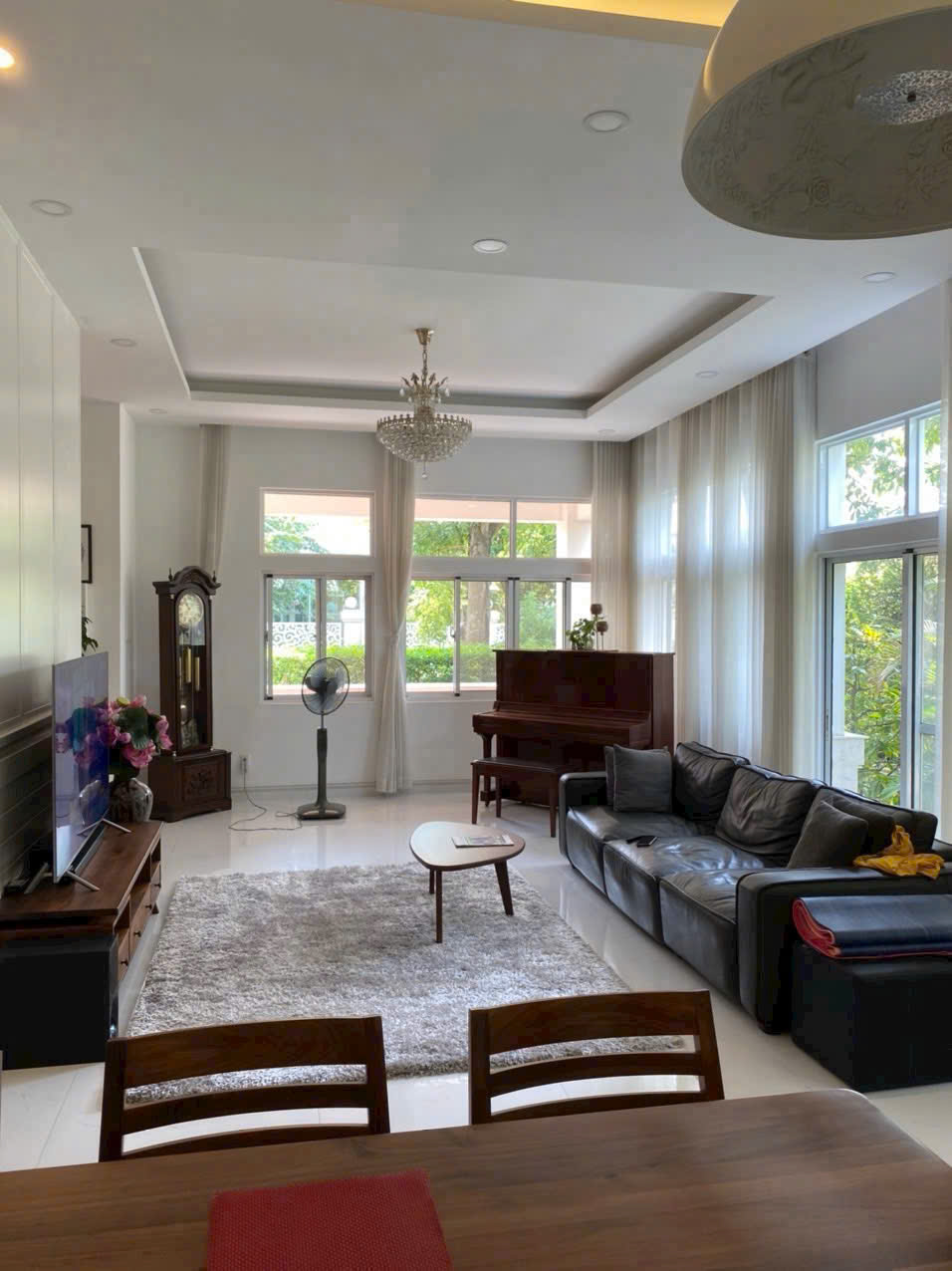 Bán biệt thự đơn lập Mỹ Phú 1 Phú Mỹ Hưng, Quận 7 căn góc 2 mặt tiền Hưng Long, xây 2 tầng 9