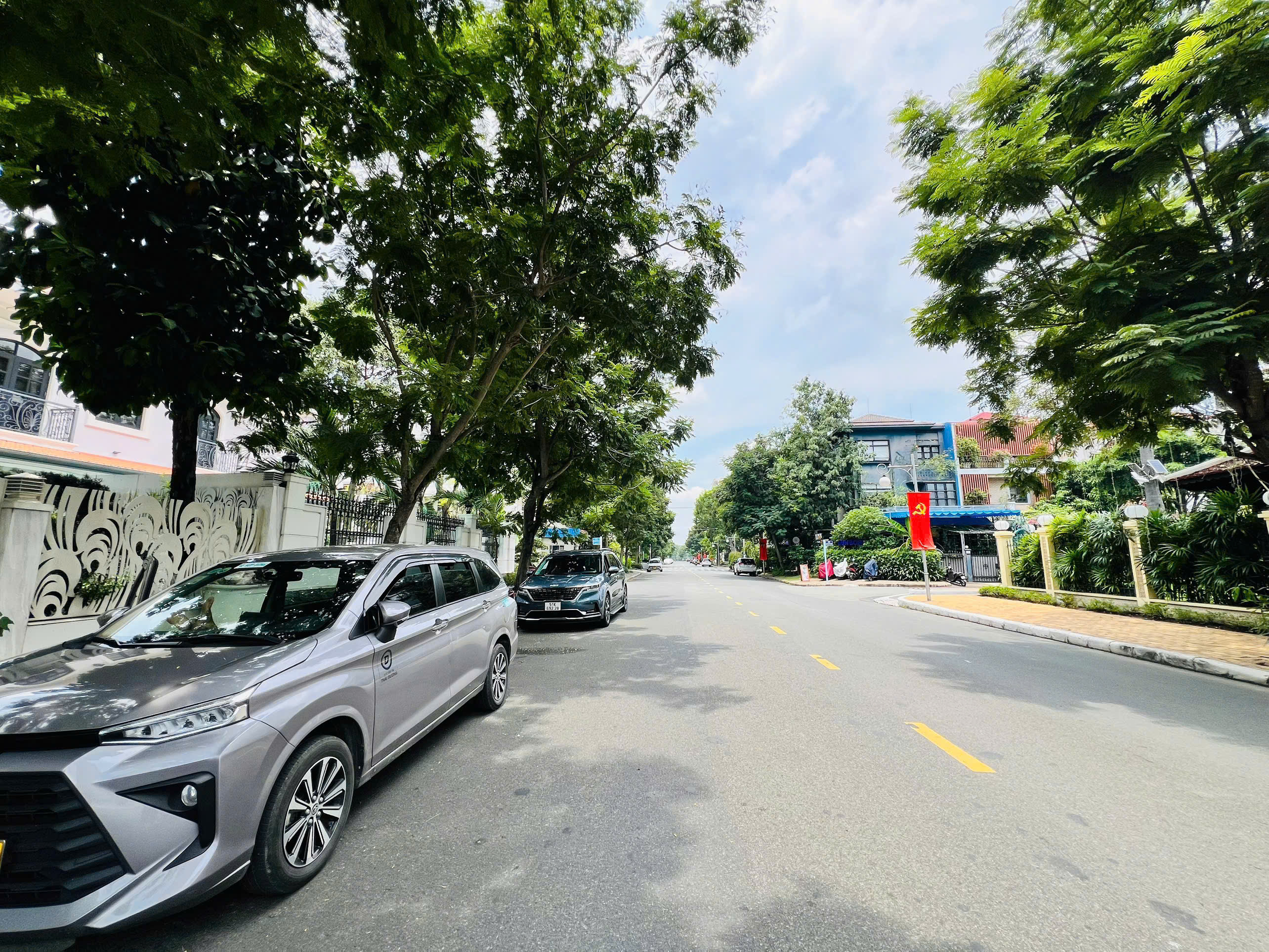 Bán biệt thự đơn lập Mỹ Tú 1 Phú Mỹ Hưng, Quận 7 xây 2 tầng căn góc đẹp có hồ bơi, sân vườn – 362m2 2