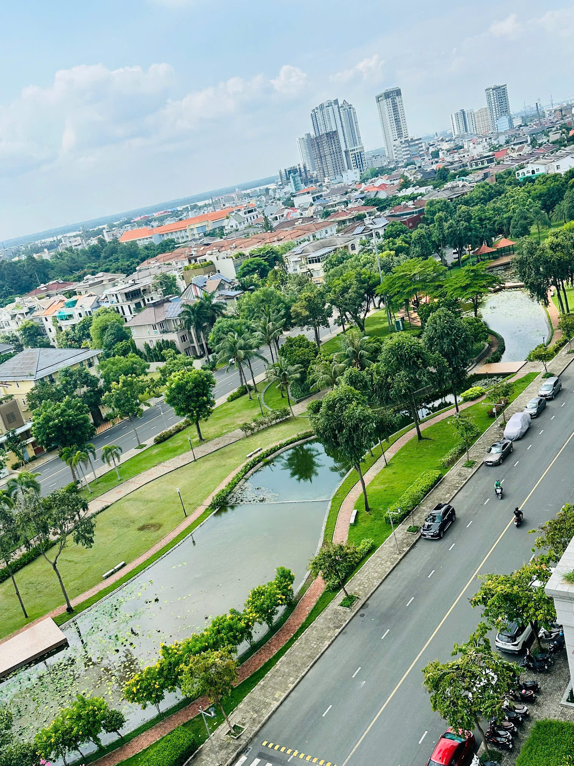 Cho thuê biệt thự đơn lập Mỹ Văn 2 Phú Mỹ Hưng, Quận 7 xây 3 tầng hướng Tây Bắc – 288m2 2