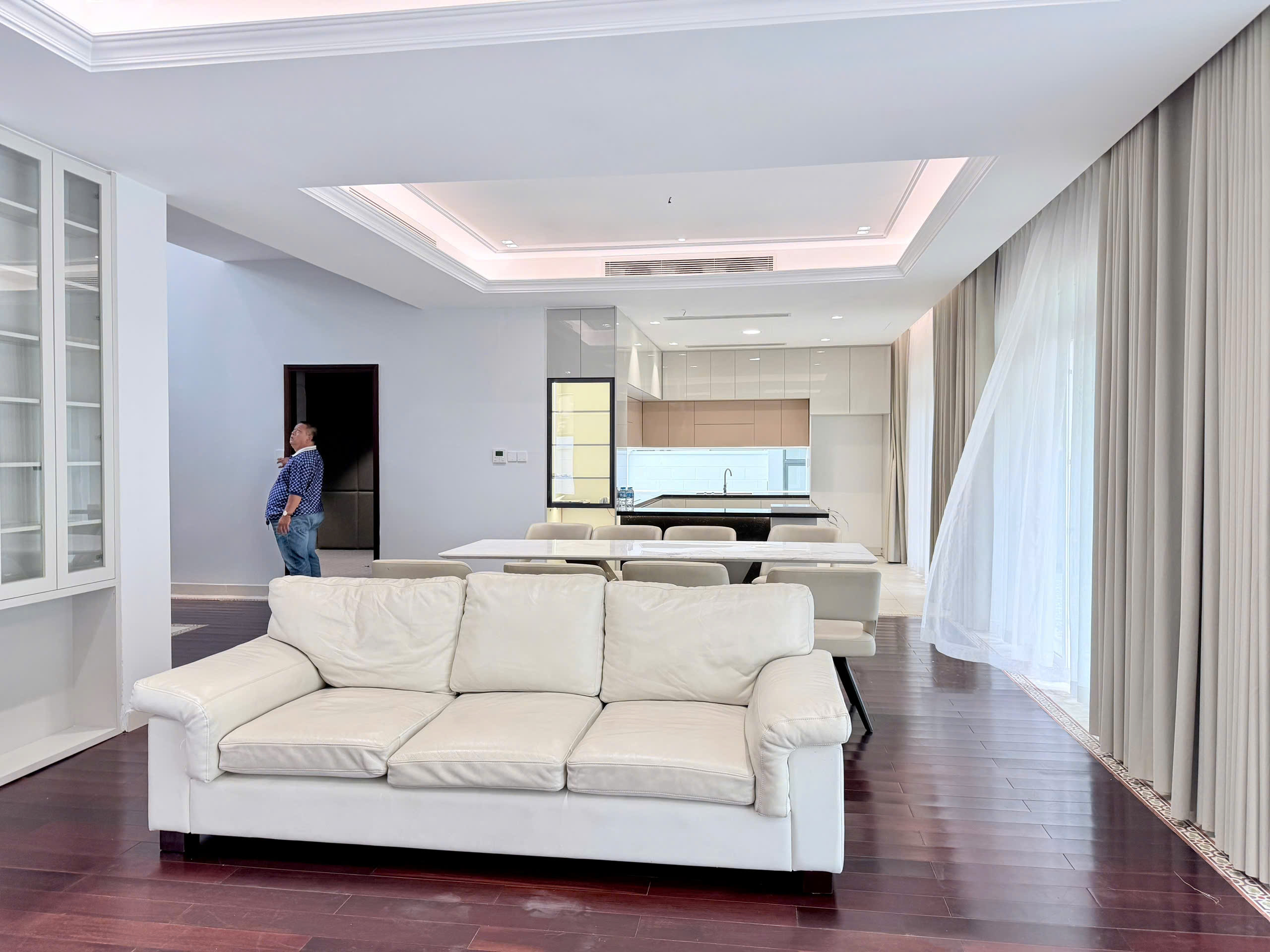 Bán hoặc cho thuê biệt thự đơn lập Nam Thông 2 Phú Mỹ Hưng xây 3 tầng có 7 phòng ngủ - 306m2 9