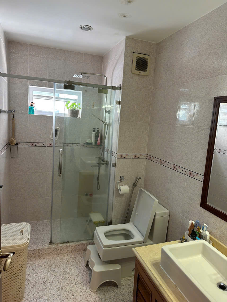Bán biệt thự đơn lập Nam Thông 1, Phú Mỹ Hưng, Quận 7 xây 3 tầng có 4 phòng ngủ đối diện công viên 1 5
