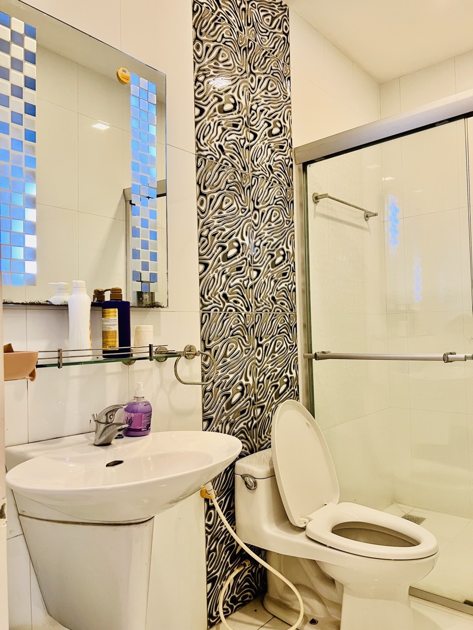 Cho thuê biệt thự đơn lập A71 Nam Thông 1 Phú Mỹ Hưng, Quận 7 căn góc, 4 phòng ngủ, hồ bơi 10