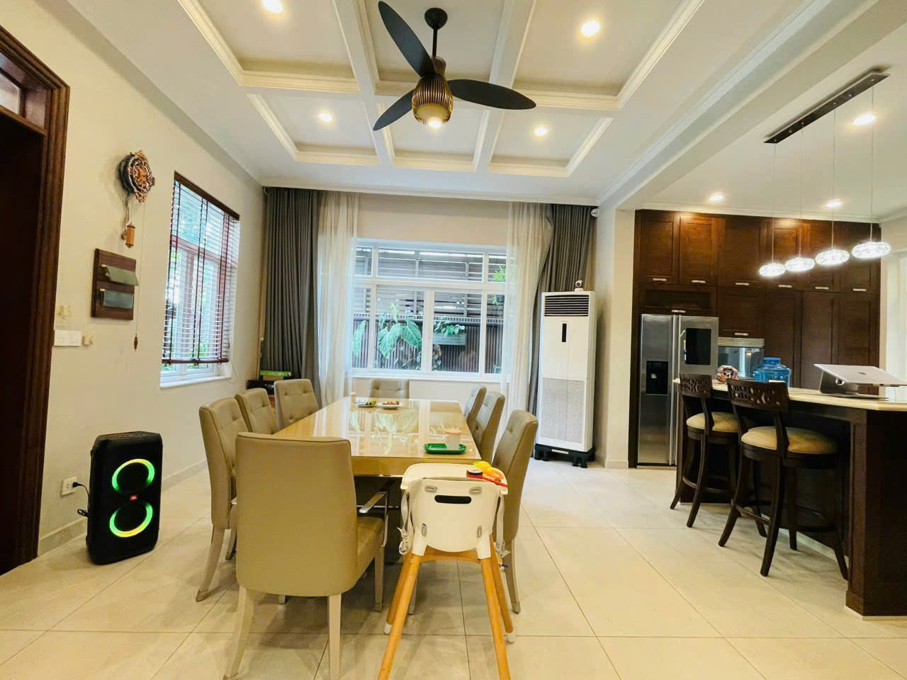 Cho thuê biệt thự đơn lập Nam Viên Phú Mỹ Hưng, Quận 7 xây 3 tầng thiết kế 5 phòng – 273.6m2