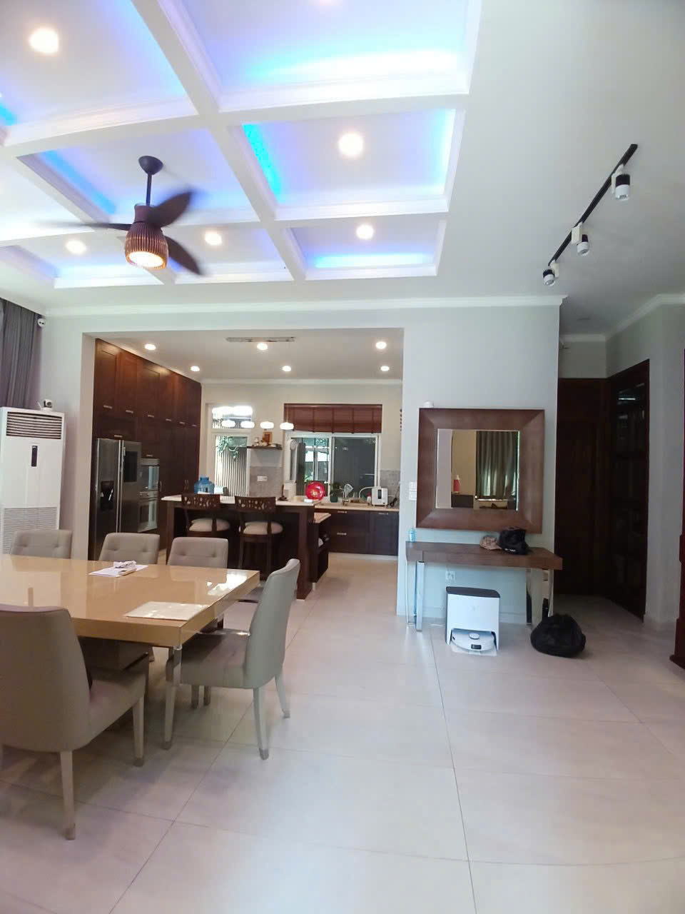 Cho thuê biệt thự đơn lập Nam Viên Phú Mỹ Hưng, Quận 7 xây 3 tầng thiết kế 5 phòng – 273.6m2 4