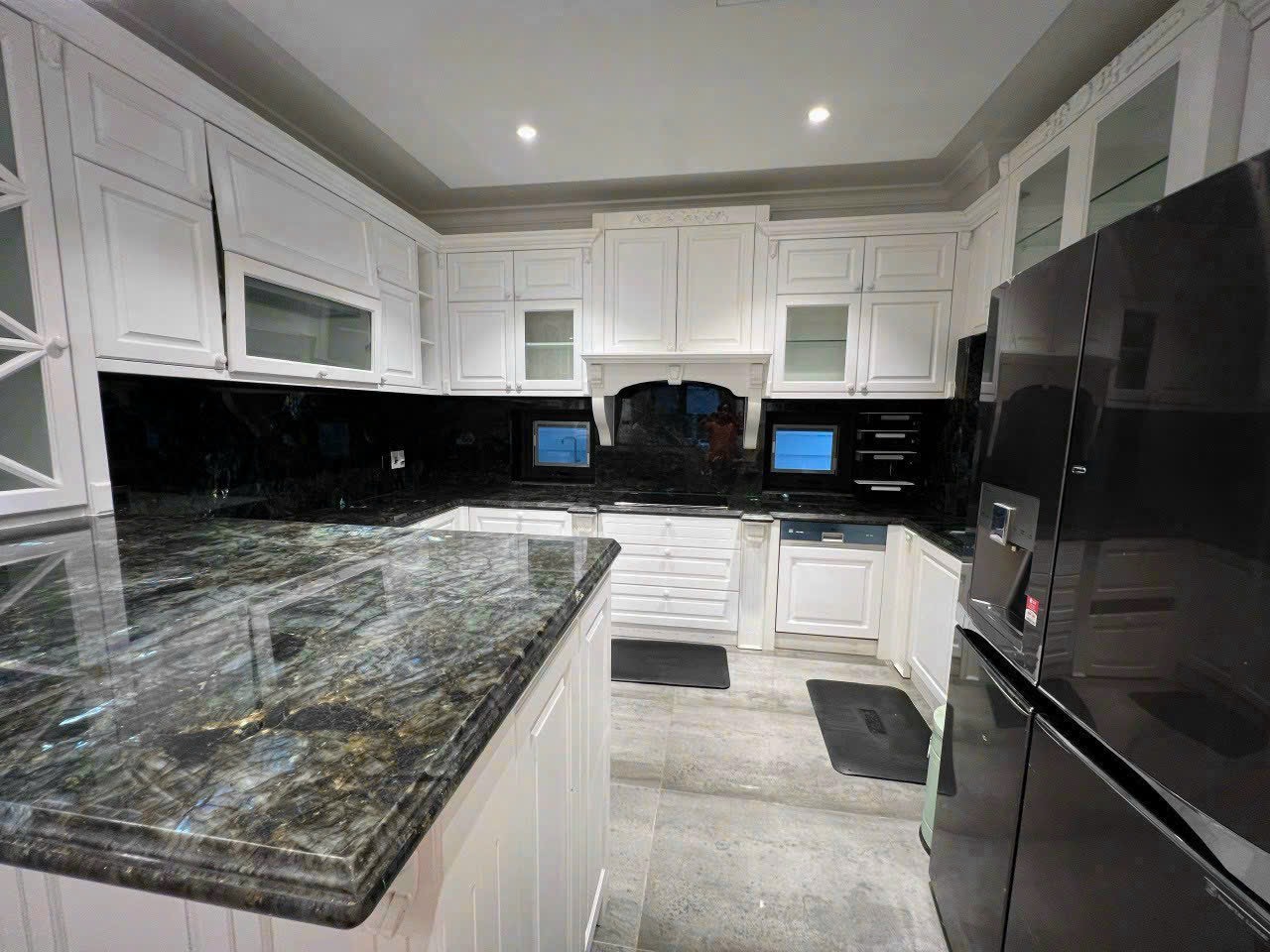 Bán biệt thự đơn lập Nam Viên Phú Mỹ Hưng, Quận 7 nhà đẹp khu VIP có 4 phòng ngủ 7