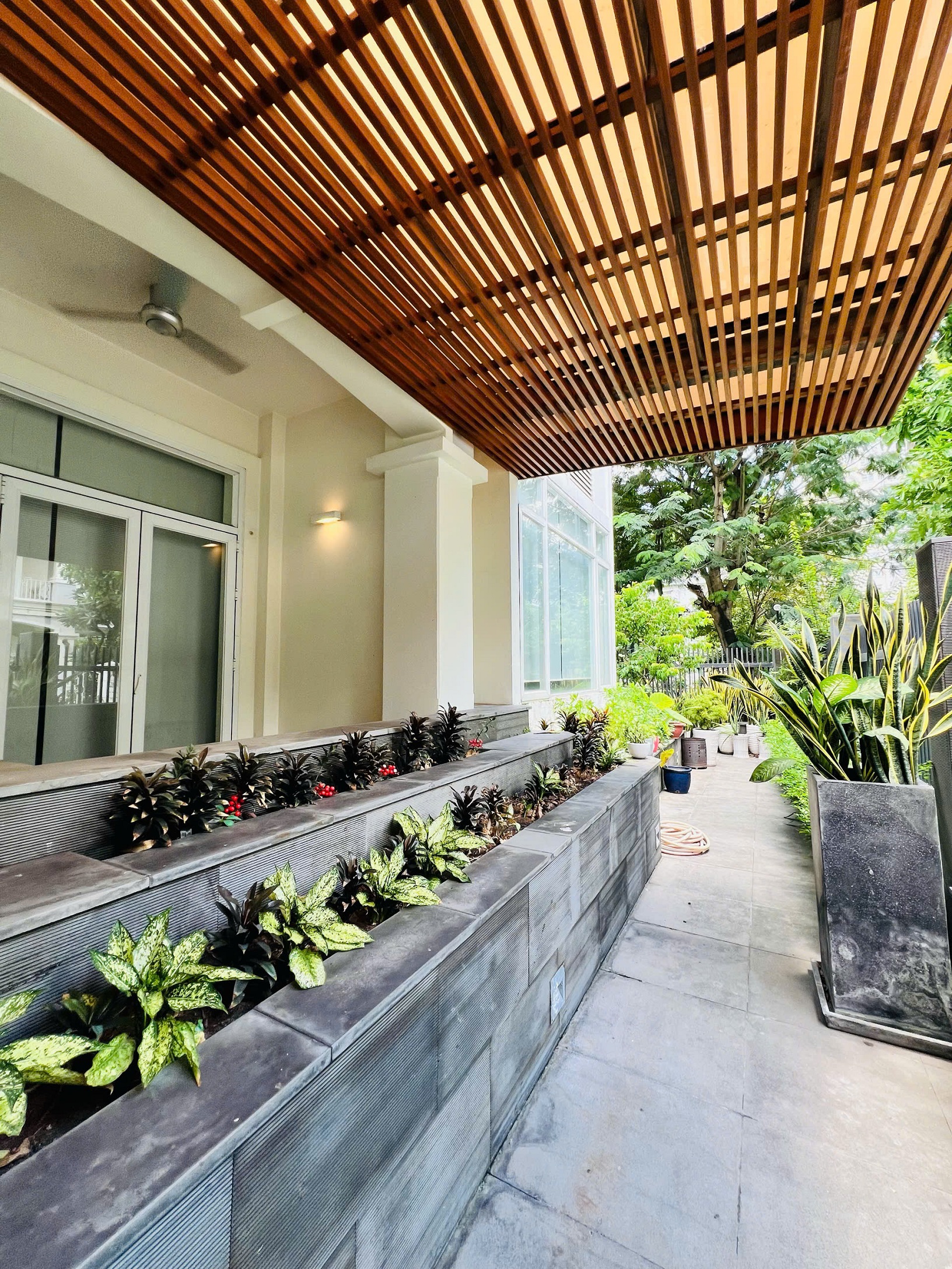 Bán cặp biệt thự đơn lập Mỹ Văn Phú Mỹ Hưng căn góc công viên xây 3 tầng có 7 phòng ngủ – 496m2 6