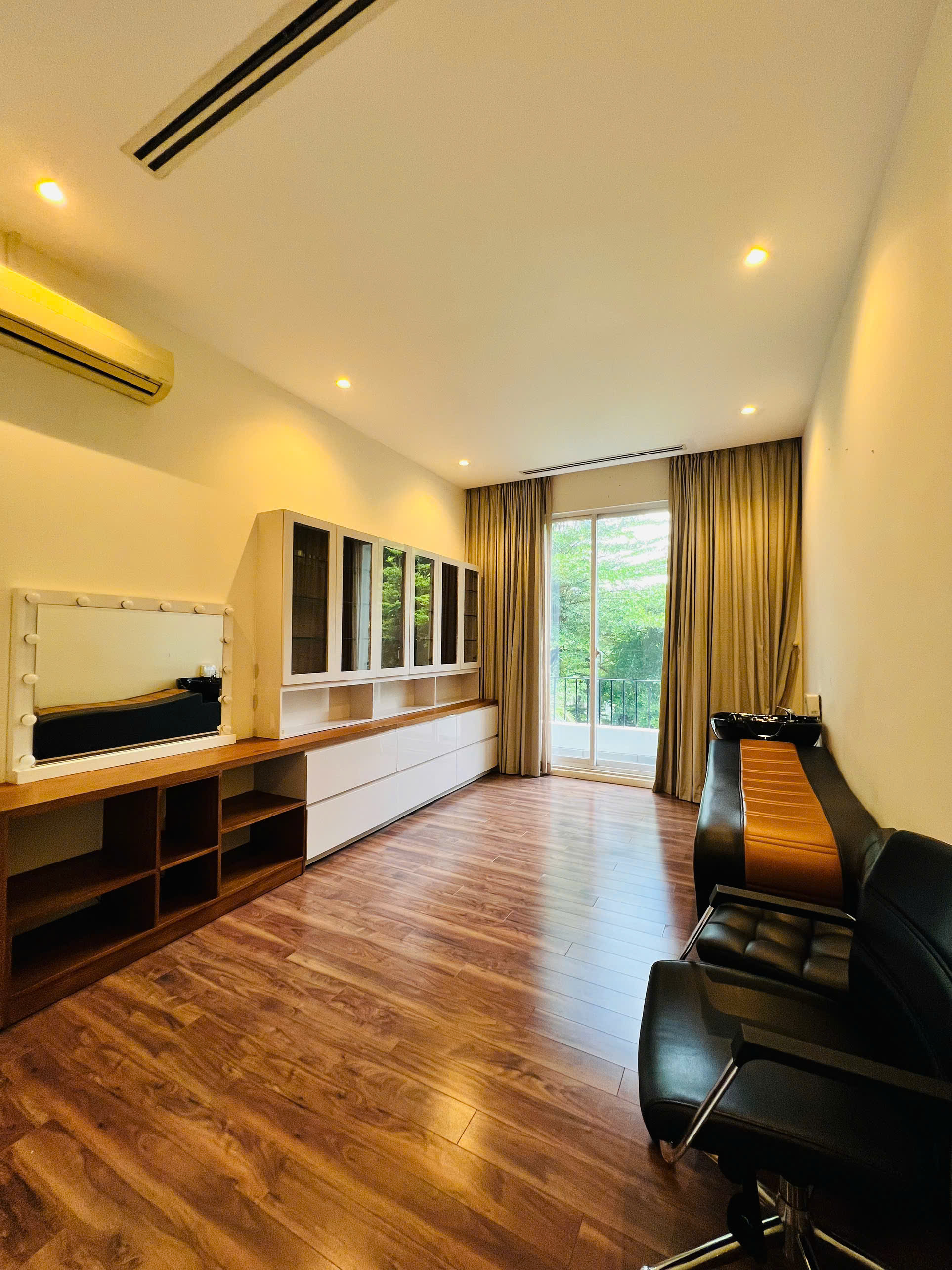 Bán cặp biệt thự đơn lập Mỹ Văn Phú Mỹ Hưng căn góc công viên xây 3 tầng có 7 phòng ngủ – 496m2 4