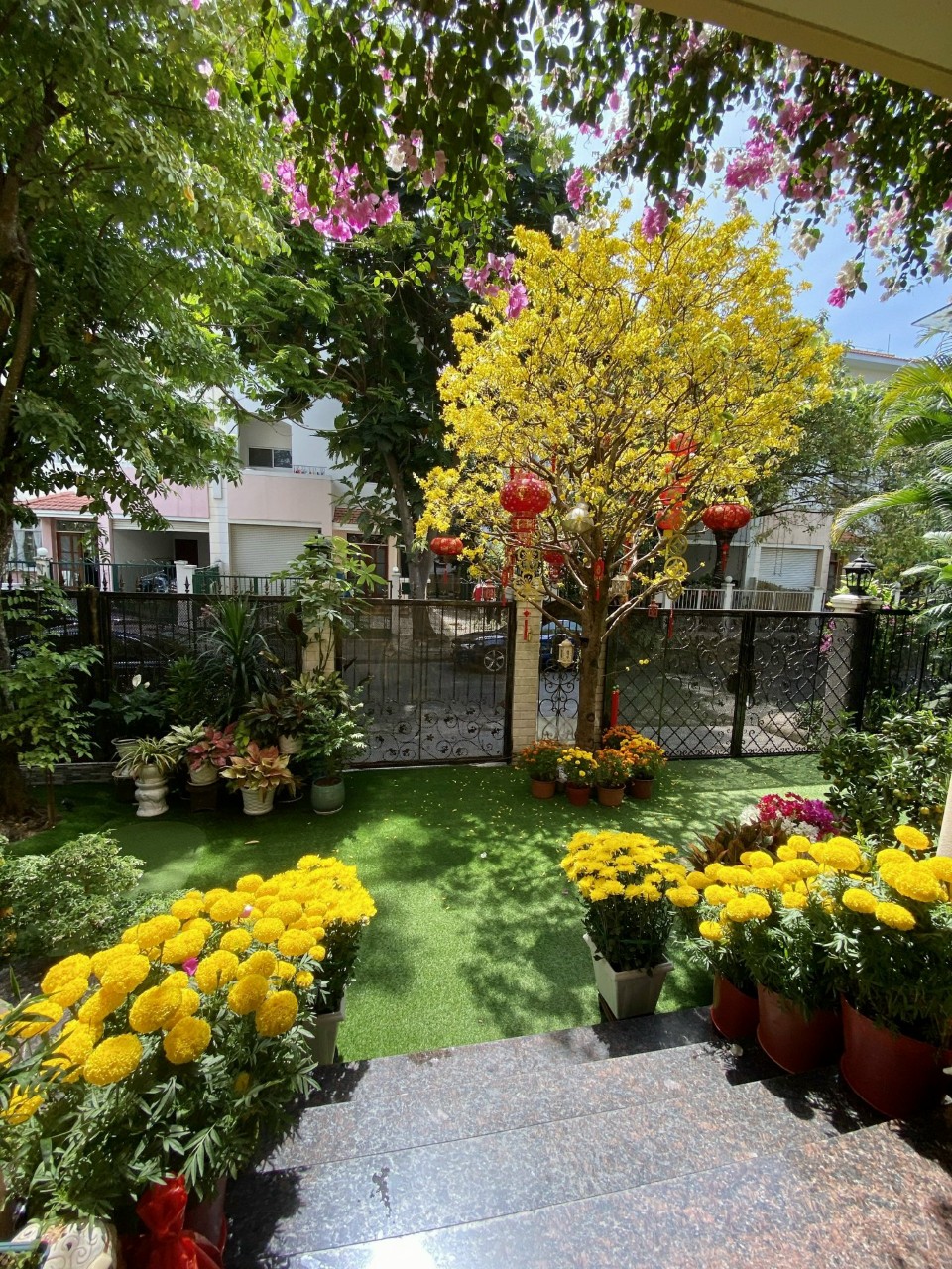 Cho thuê biệt thự đơn lập Phú Mỹ Hưng, Quận 7 khu Kênh Đào, có 4 phòng ngủ sân vườn 4