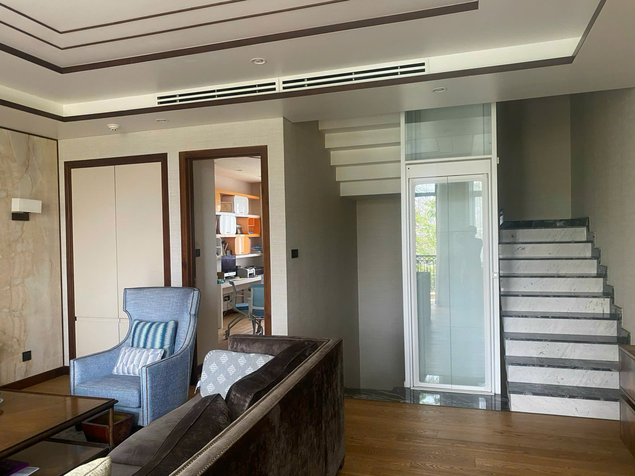 Bán biệt thự đơn lập Vinhomes Central Park, Quận Bình Thạnh đối diện và trong khu Landmark 81 5