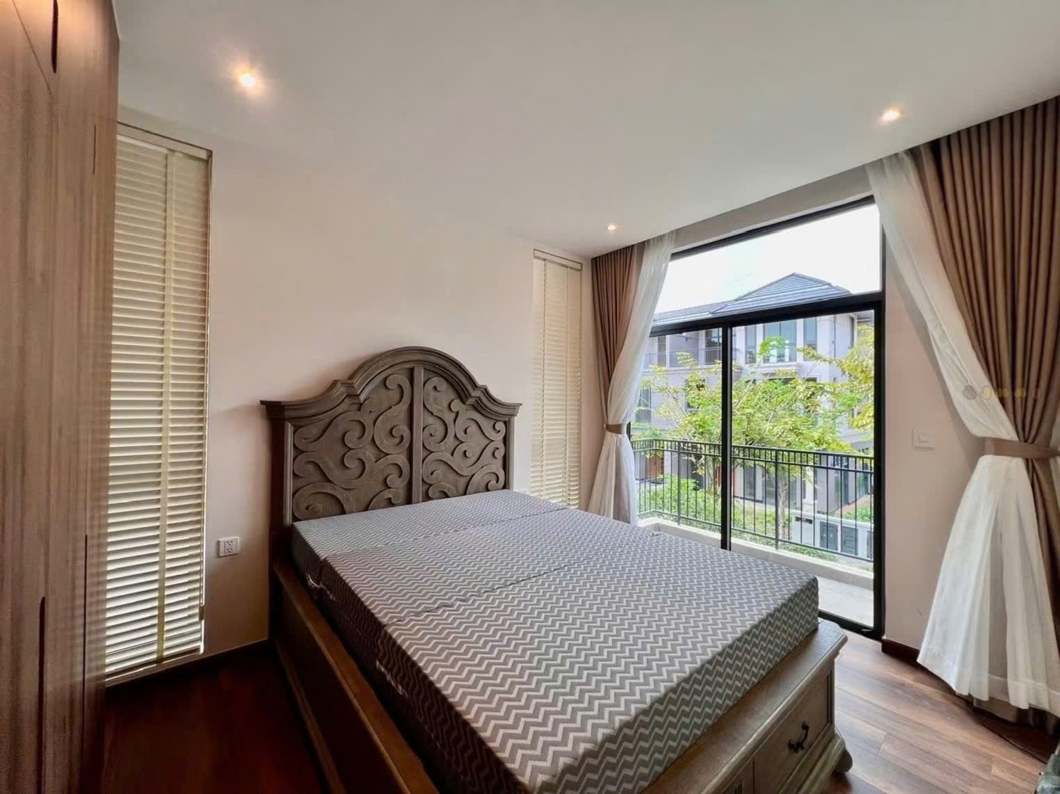 GS Metrocity villa for rent, Nha Be built 3 floors with 4 bedrooms in compound area – 250m2 7