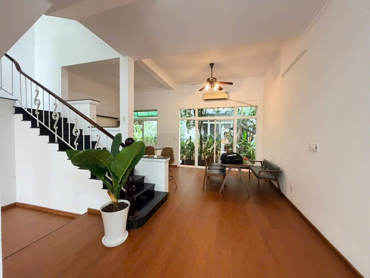 Bán biệt thự Hưng Thái Phú Mỹ Hưng, Quận 7 xây trệt + 2 lầu thiết kế 4 phòng ngủ, hướng Bắc – 126m2 2