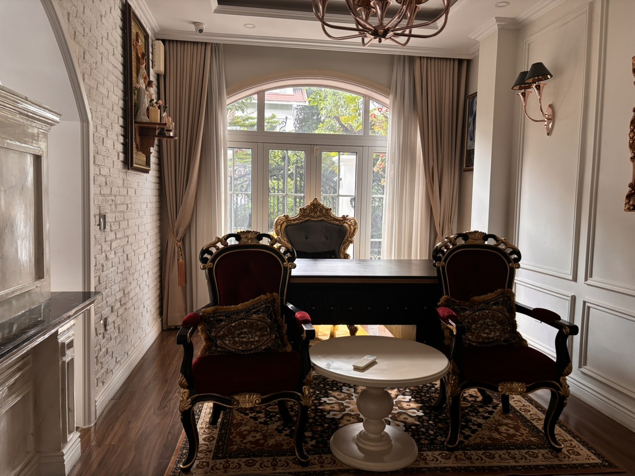 Bán biệt thự khu compound Nam Phú, Tân Thuận Đông, Quận 7 có 5 phòng ngủ gần sông 5