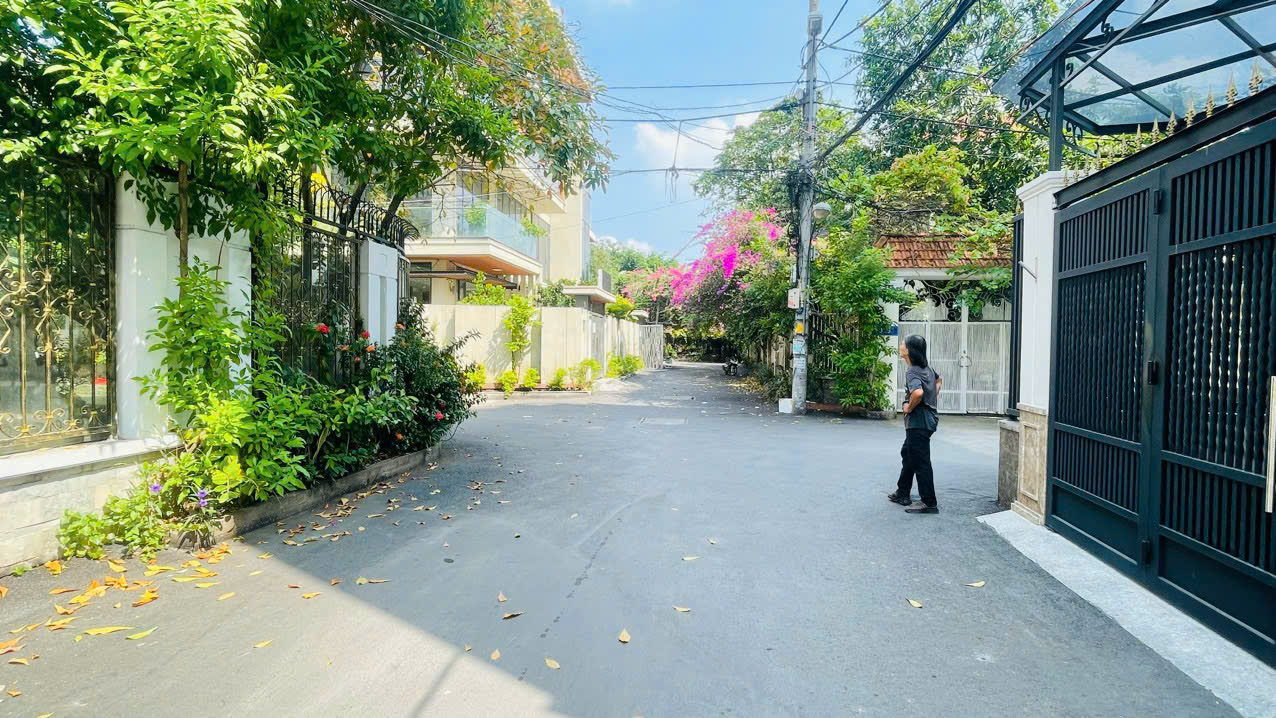 Bán biệt thự KDC Kiều Đàm Tân Hưng, Quận 7 xây 4 tầng có thang máy, penthouse – 300m2 6