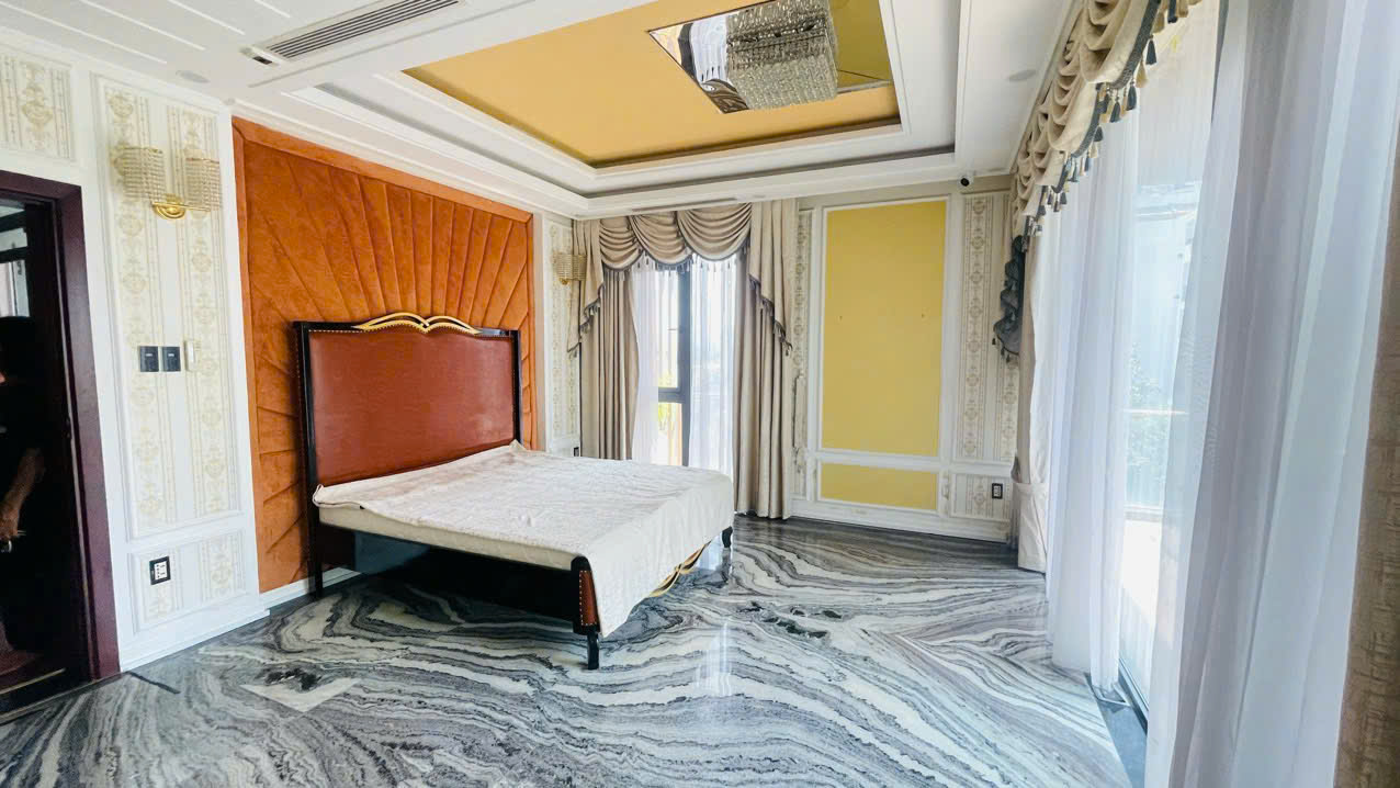 Bán biệt thự KDC Kiều Đàm Tân Hưng, Quận 7 xây 4 tầng có thang máy, penthouse – 300m2 5