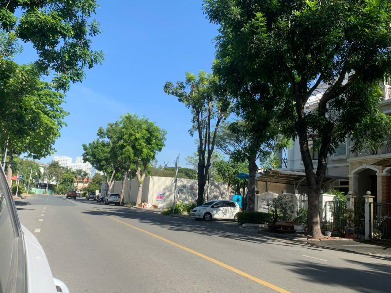 Bán hoặc cho thuê biệt thự liên kế Mỹ Giang Phú Mỹ Hưng, Quận 7 xây 3 tầng 4 phòng ngủ – 126m2 1