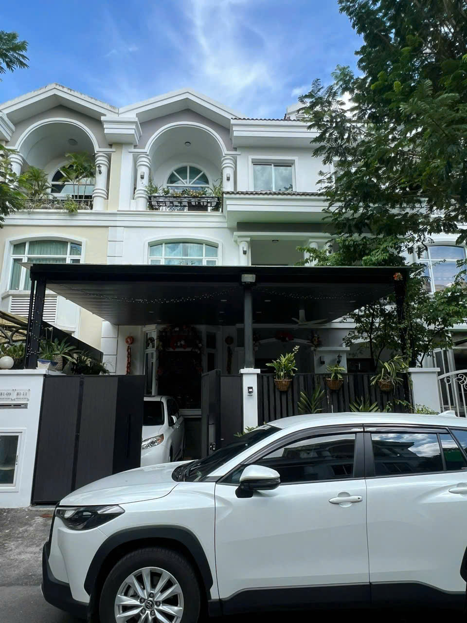 Bán biệt thự liên kế Mỹ Phú 3 Phú Mỹ Hưng, Quận 7 xây 3 tầng có 3 phòng ngủ hướng Tây Bắc – 122.5m2