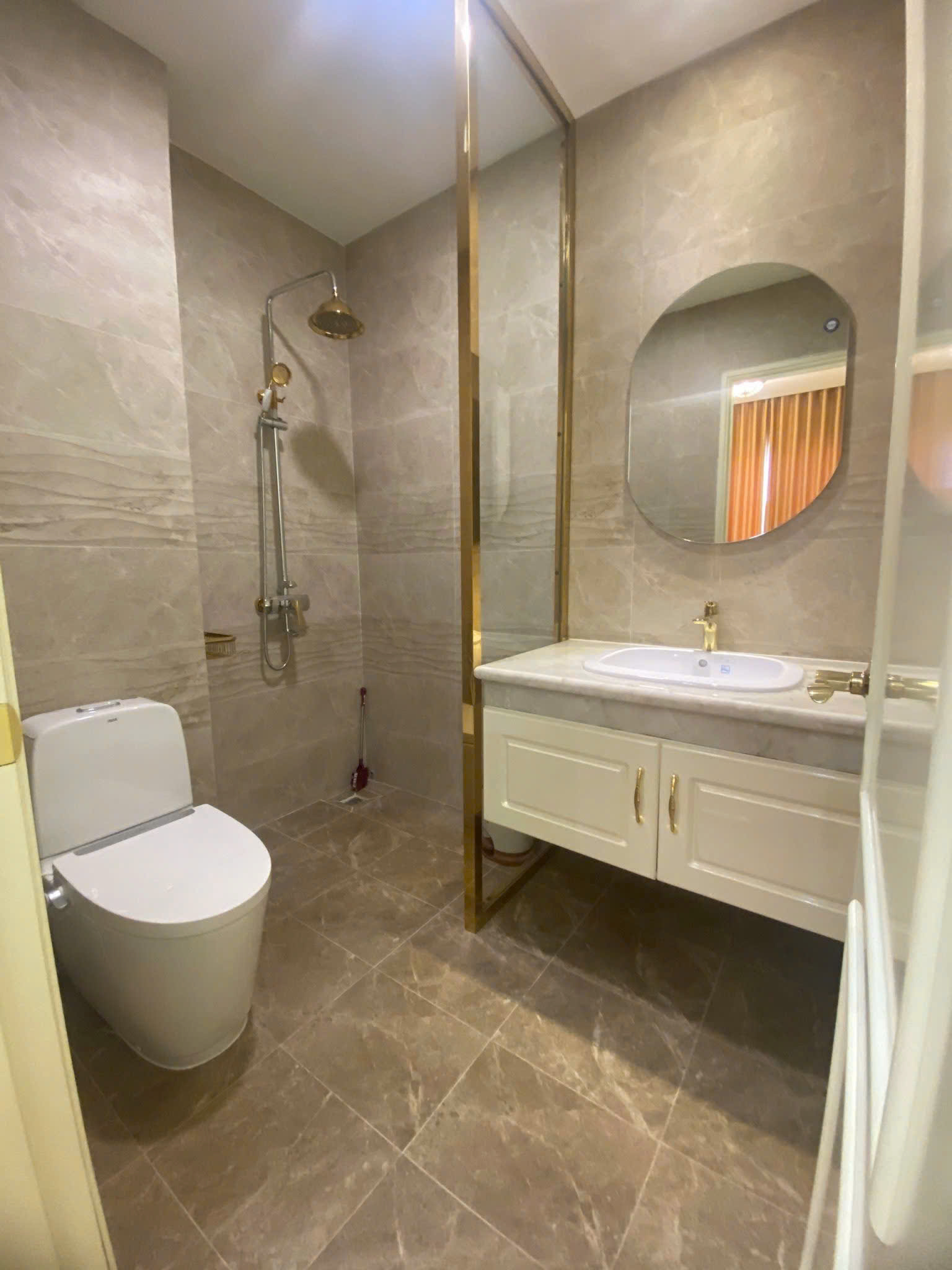 My Phu 3C Phu Townhouse for sale Phu My Hung built 3 floors with 4 bedrooms with 2 facades – 124.25m2 2