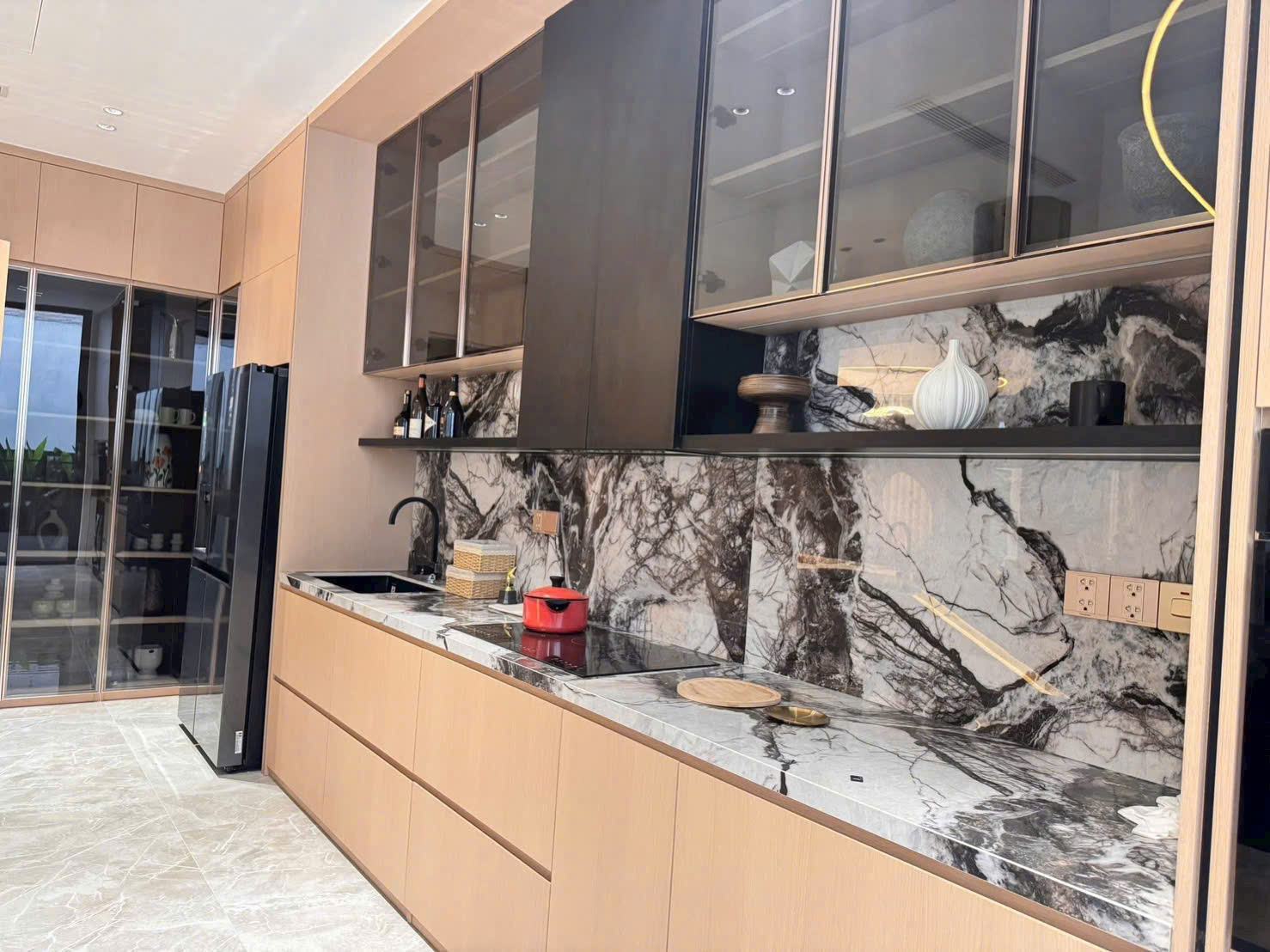 Bán biệt thự Mỹ Giang 1A Phú Mỹ Hưng, Quận 7 Xây 3 tầng có 4 phòng ngủ, hướng Tây Nam – 211.5m2 4