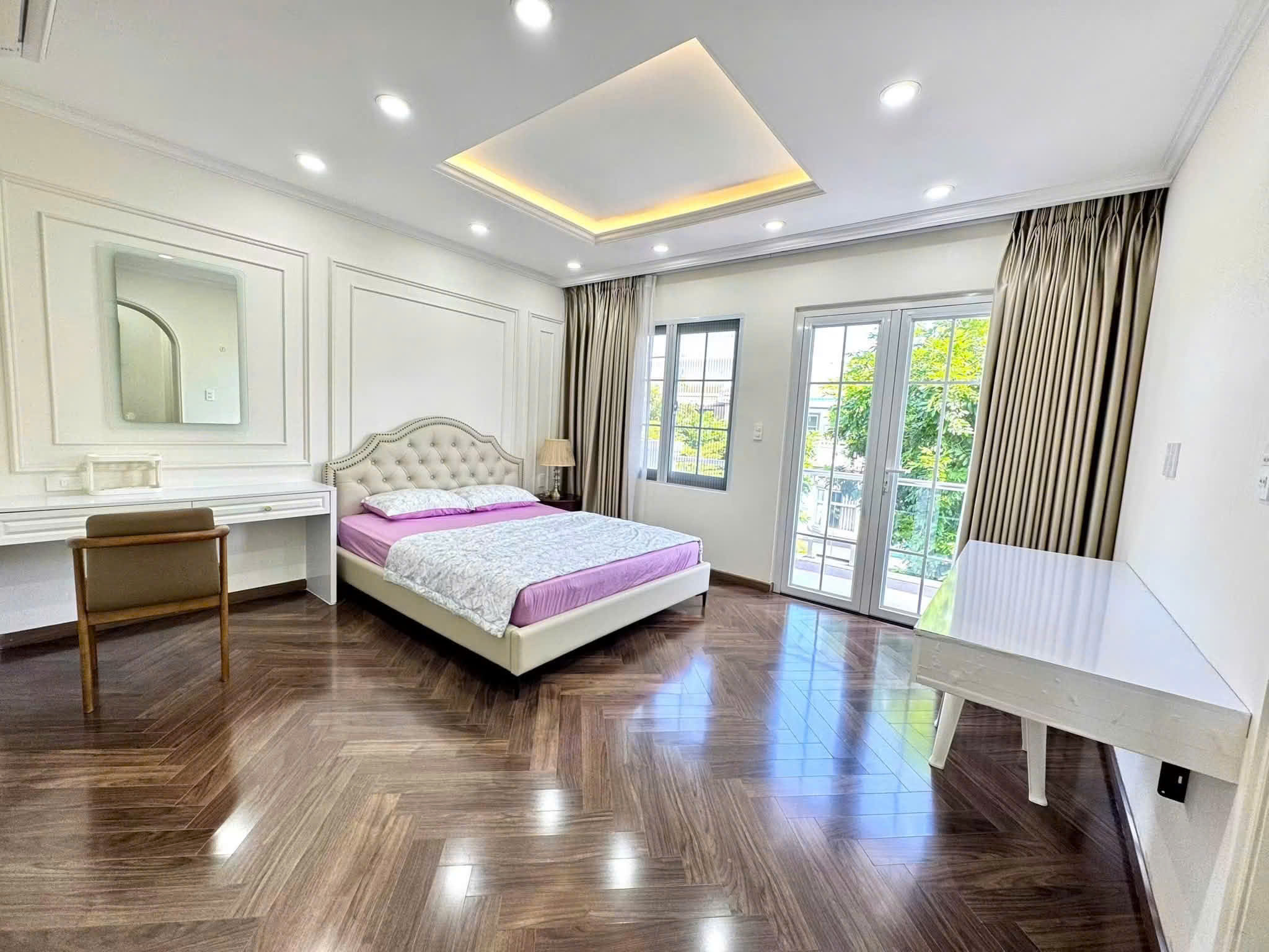 Cho thuê biệt thự Mỹ Thái 1 Phú Mỹ Hưng xây 3 tầng thiết kế 4 phòng ngủ – 126m2 1
