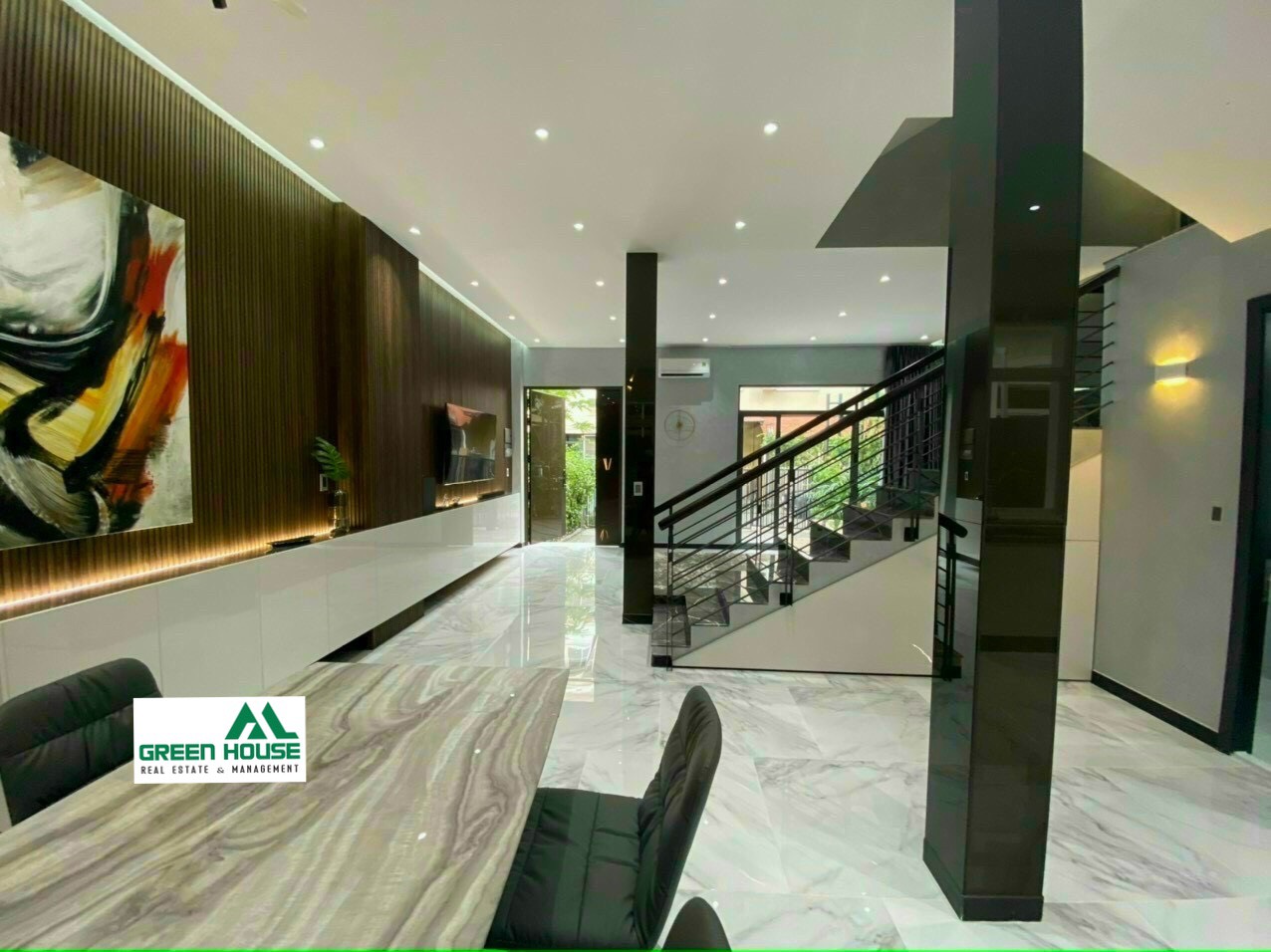 CẦN BÁN BIỆT THỰ MỸ THÁI PHÚ MỸ HƯNG  1