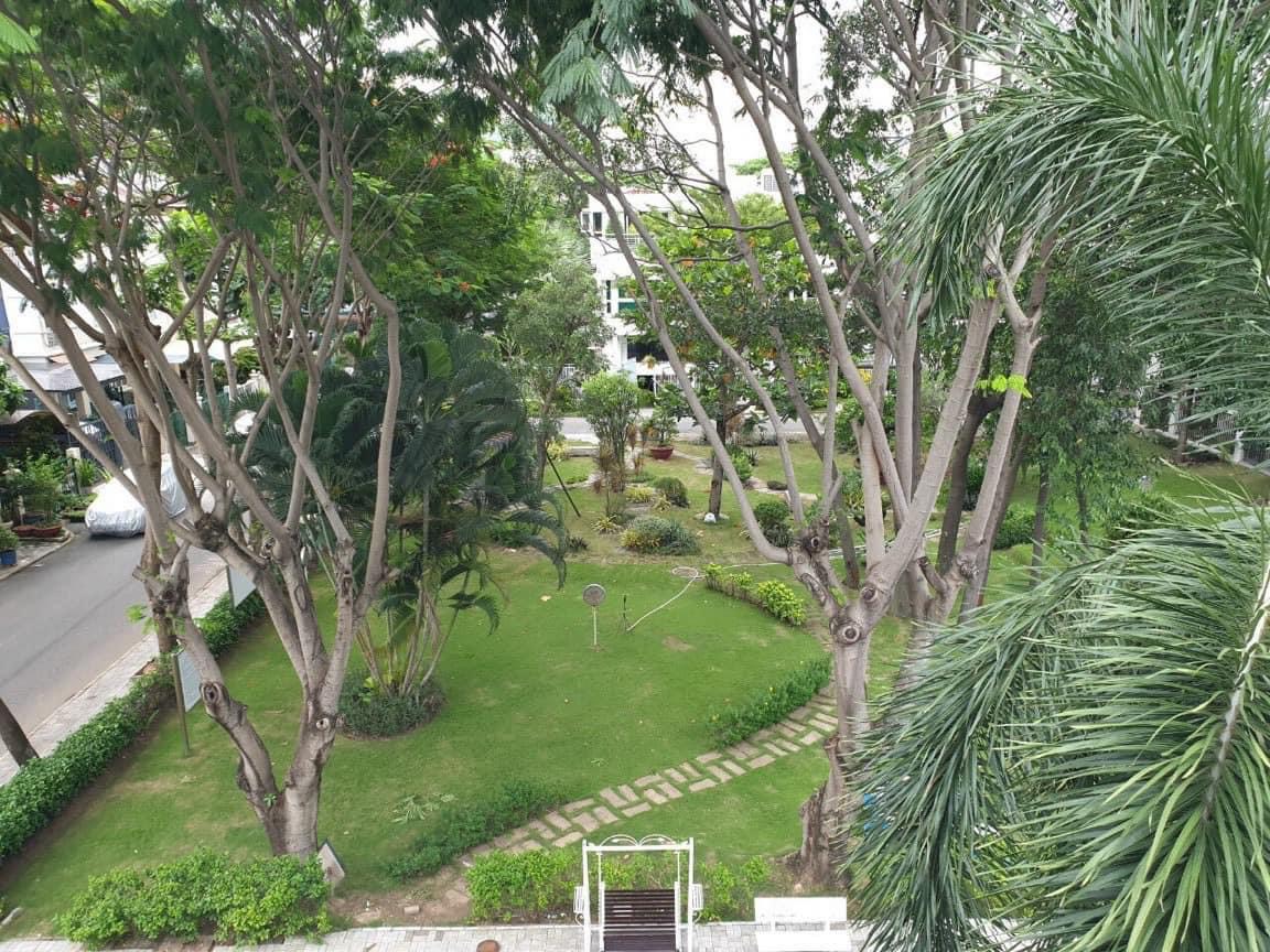 Bán biệt thự liên kế Mỹ Thái 1A Phú Mỹ Hưng, Quận 7 có 4 phòng ngủ 2 mặt tiền view công viên 1