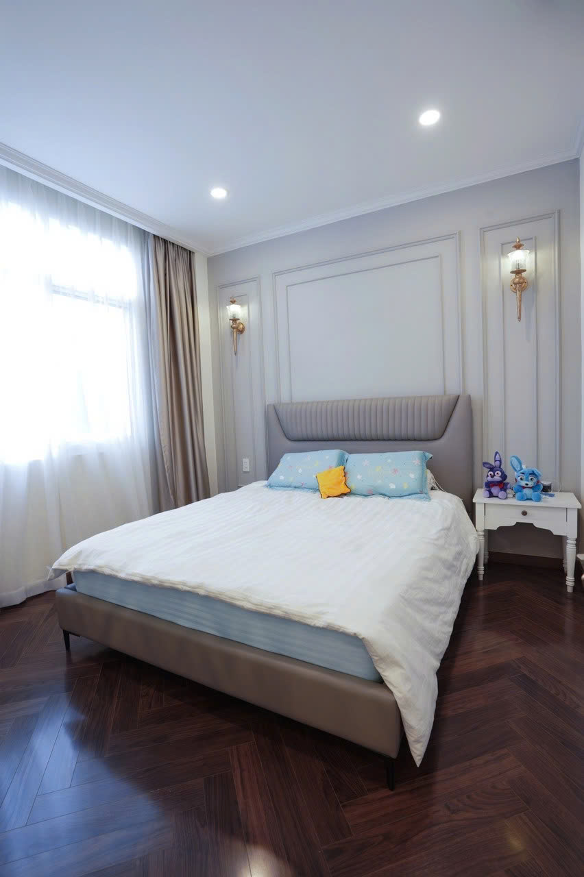 Cho thuê biệt thự Mỹ Thái 1C Phú Mỹ Hưng, Quận 7 xây 3 tầng có 4 phòng ngủ hướng Đông Bắc – 126m2 12