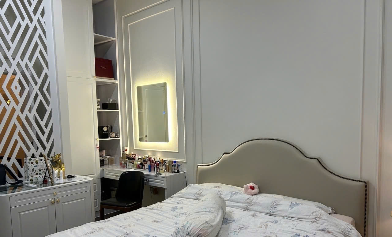 Cho thuê biệt thự Mỹ Thái 1C Phú Mỹ Hưng, Quận 7 xây 3 tầng có 4 phòng ngủ hướng Đông Bắc – 126m2 8