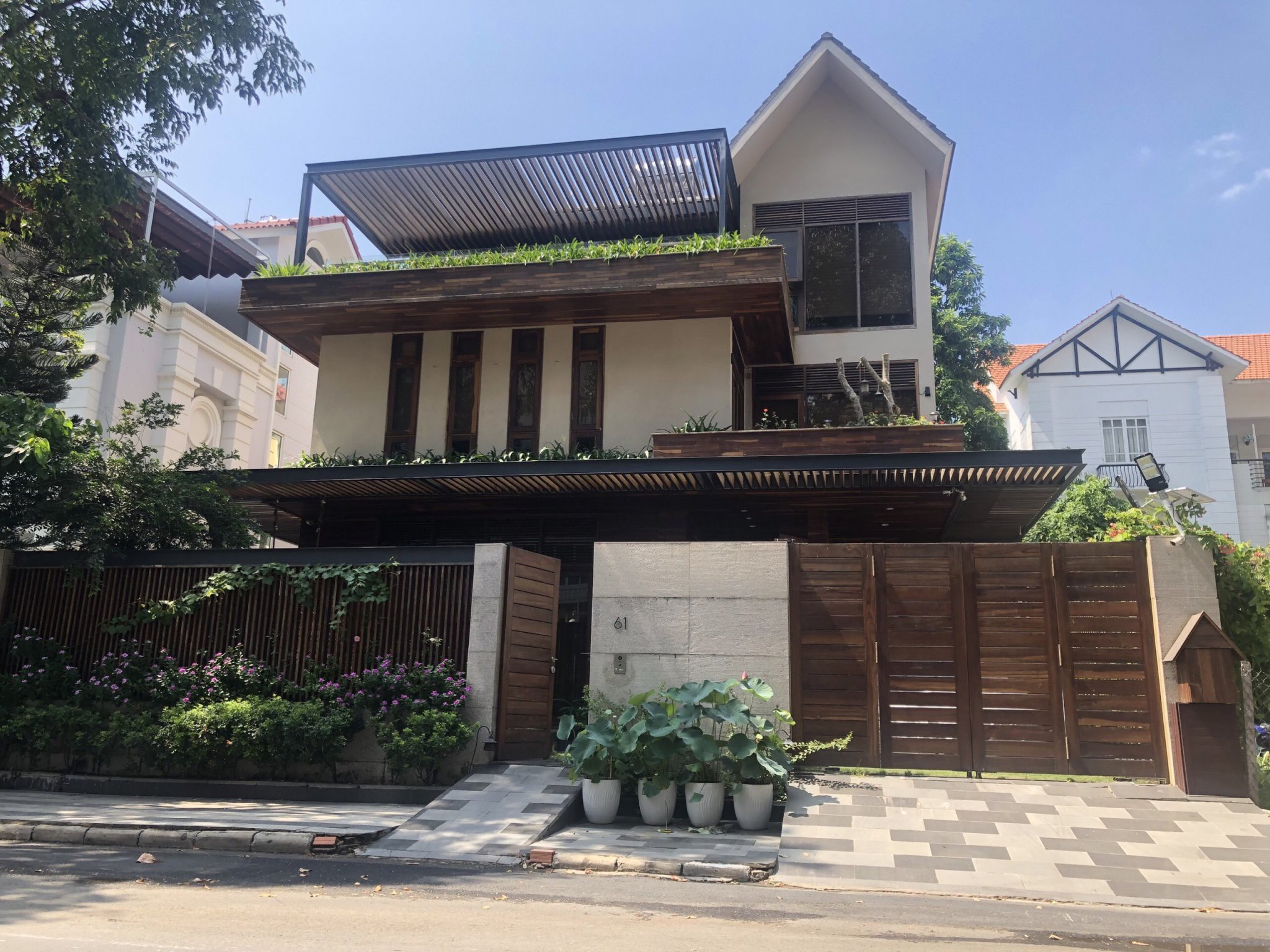 Villa for rent  Nam Thien in Phu My Hung, District 7
