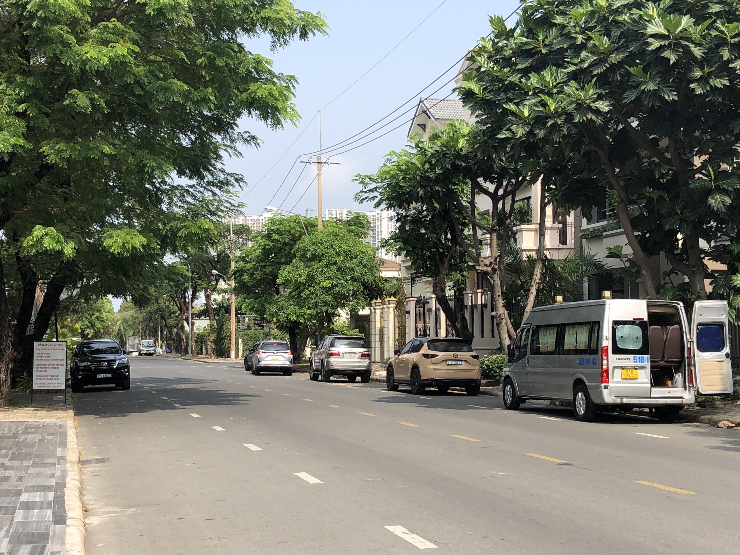 Villa for rent  Nam Thong in Phu My Hung, District 7, wide street and convenient for living 2